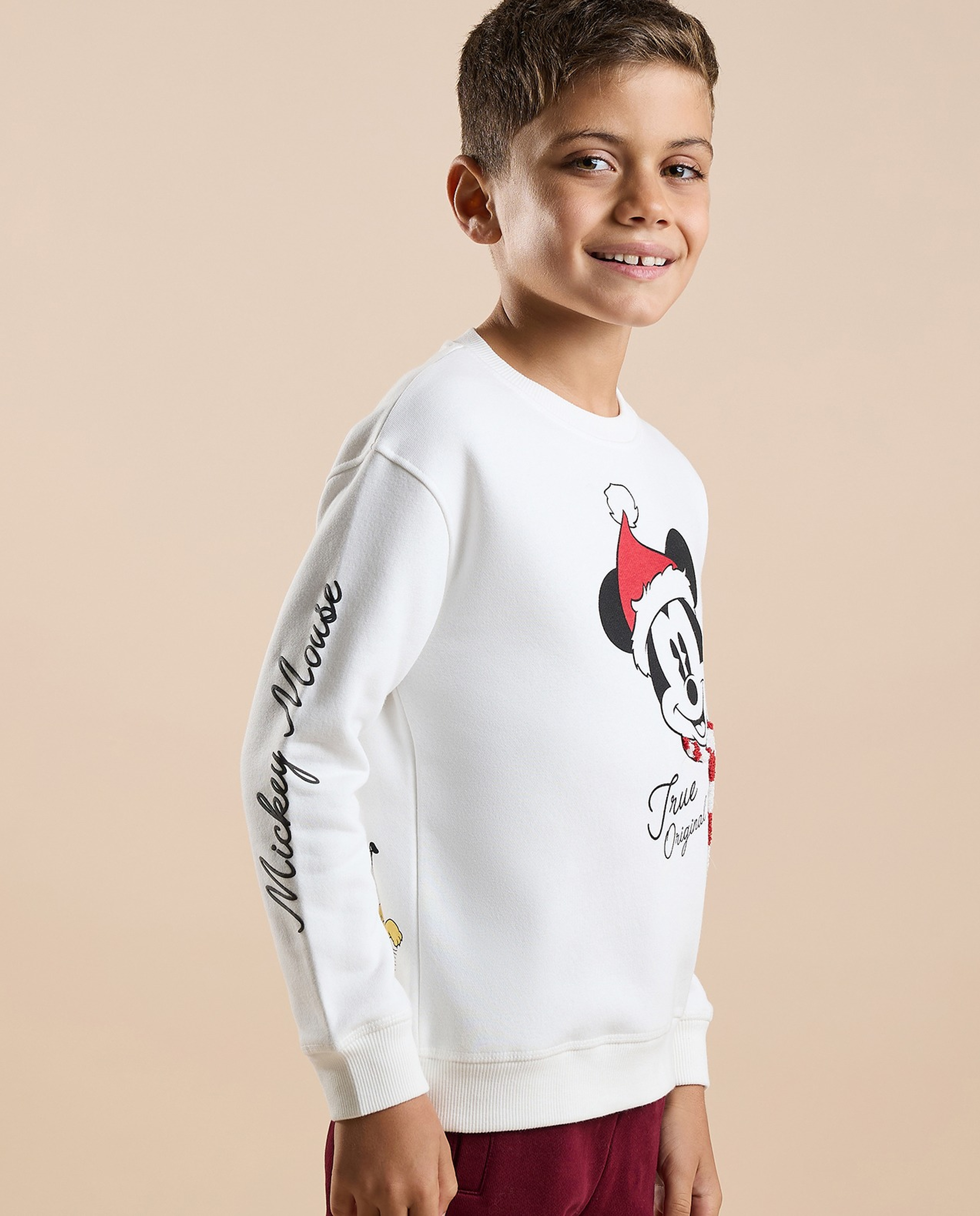 Mickey Mouse Print Sweatshirt with Crew Neck and Long Sleeves