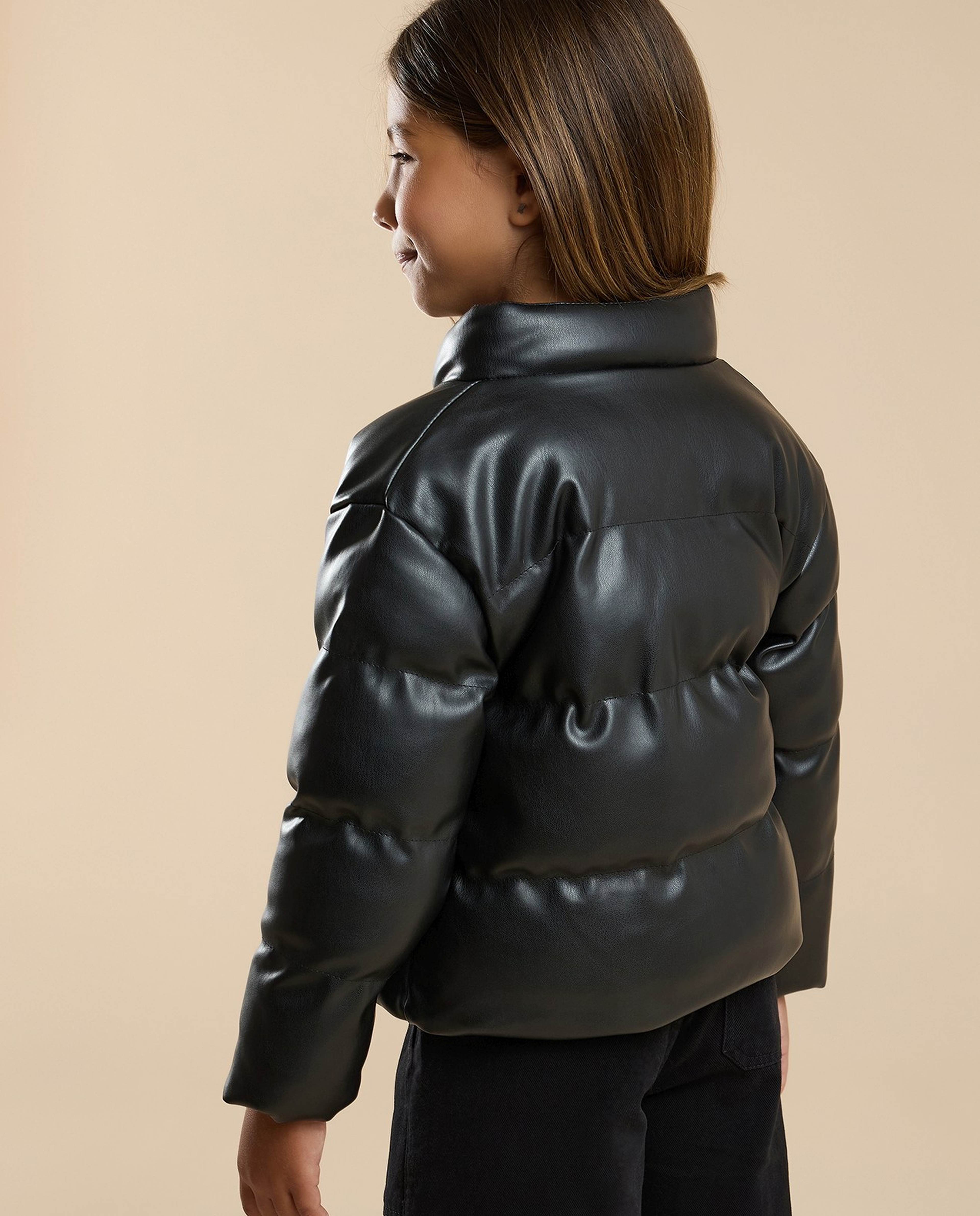 Quilted Puffer Jacket with Zipper Closure