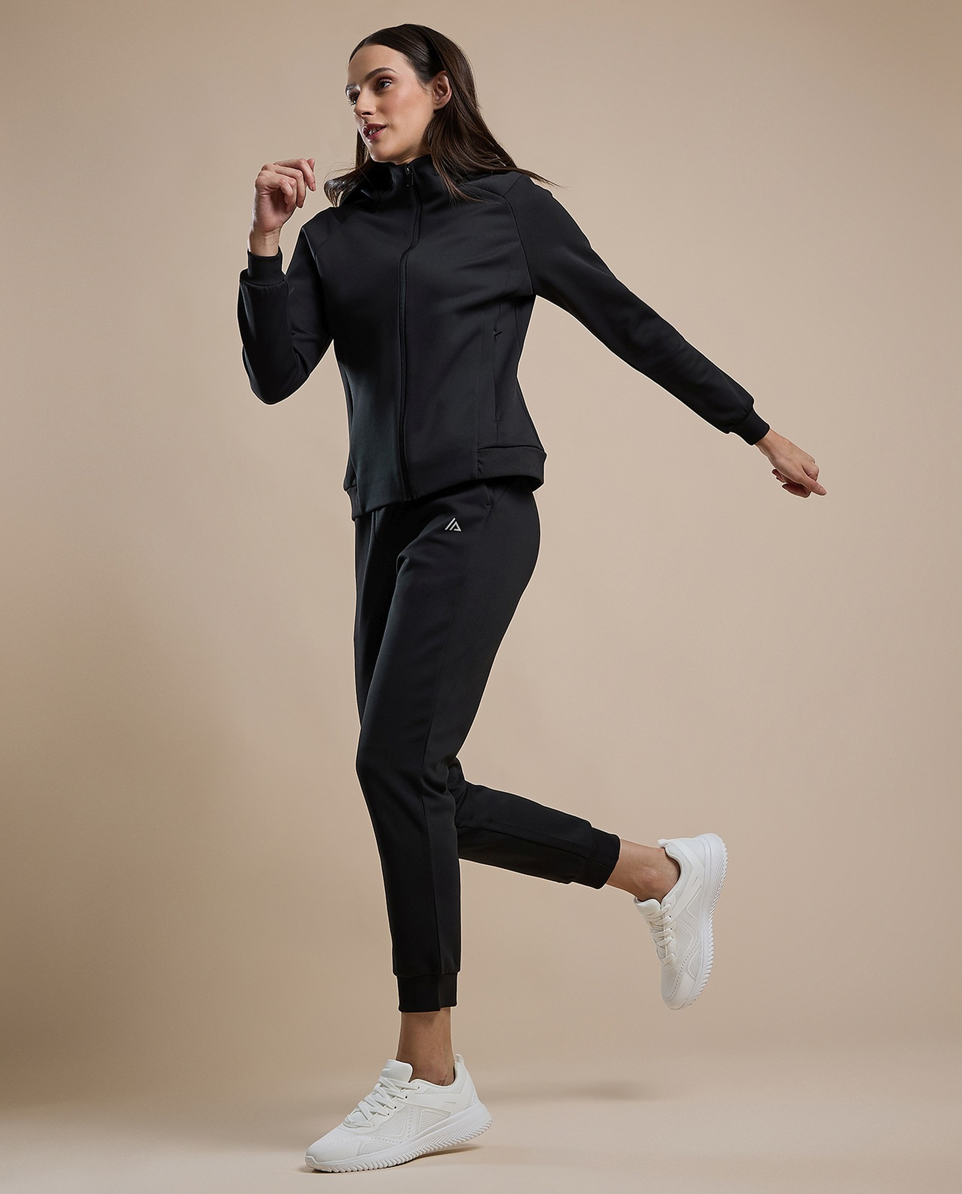 Solid Active Jacket with Zipper Closure