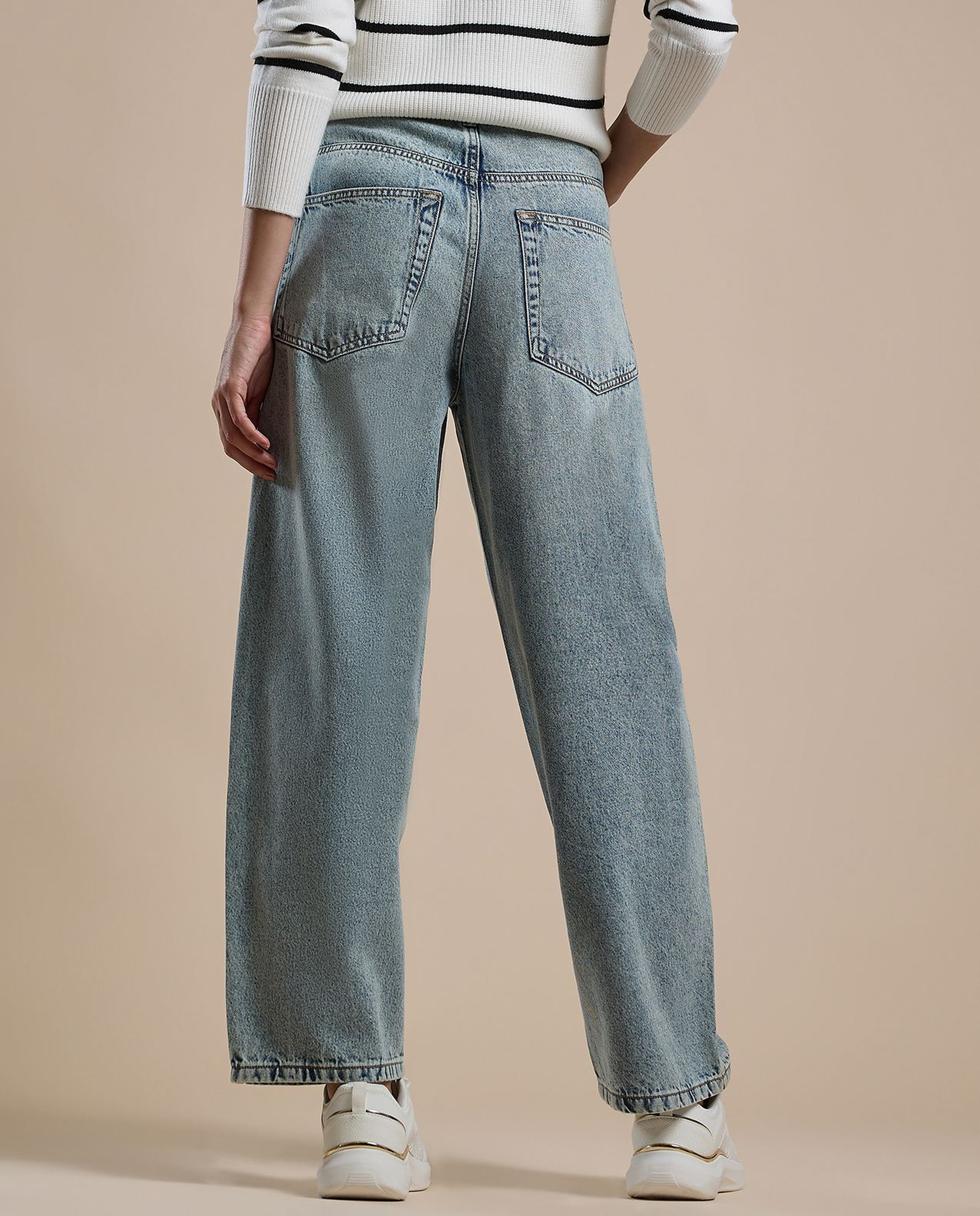 Washed Balloon Fit Jeans with Button Closure