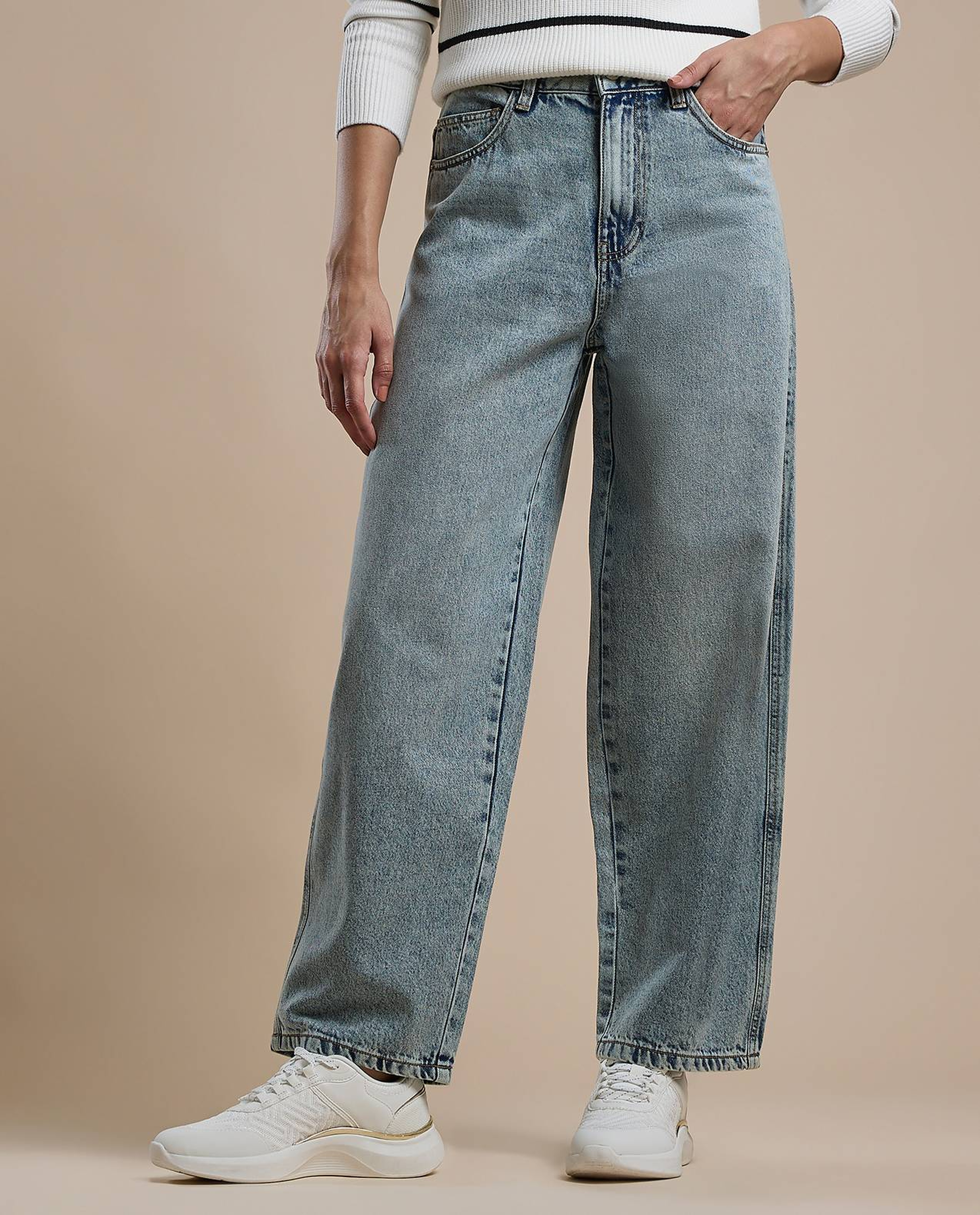 Washed Balloon Fit Jeans with Button Closure