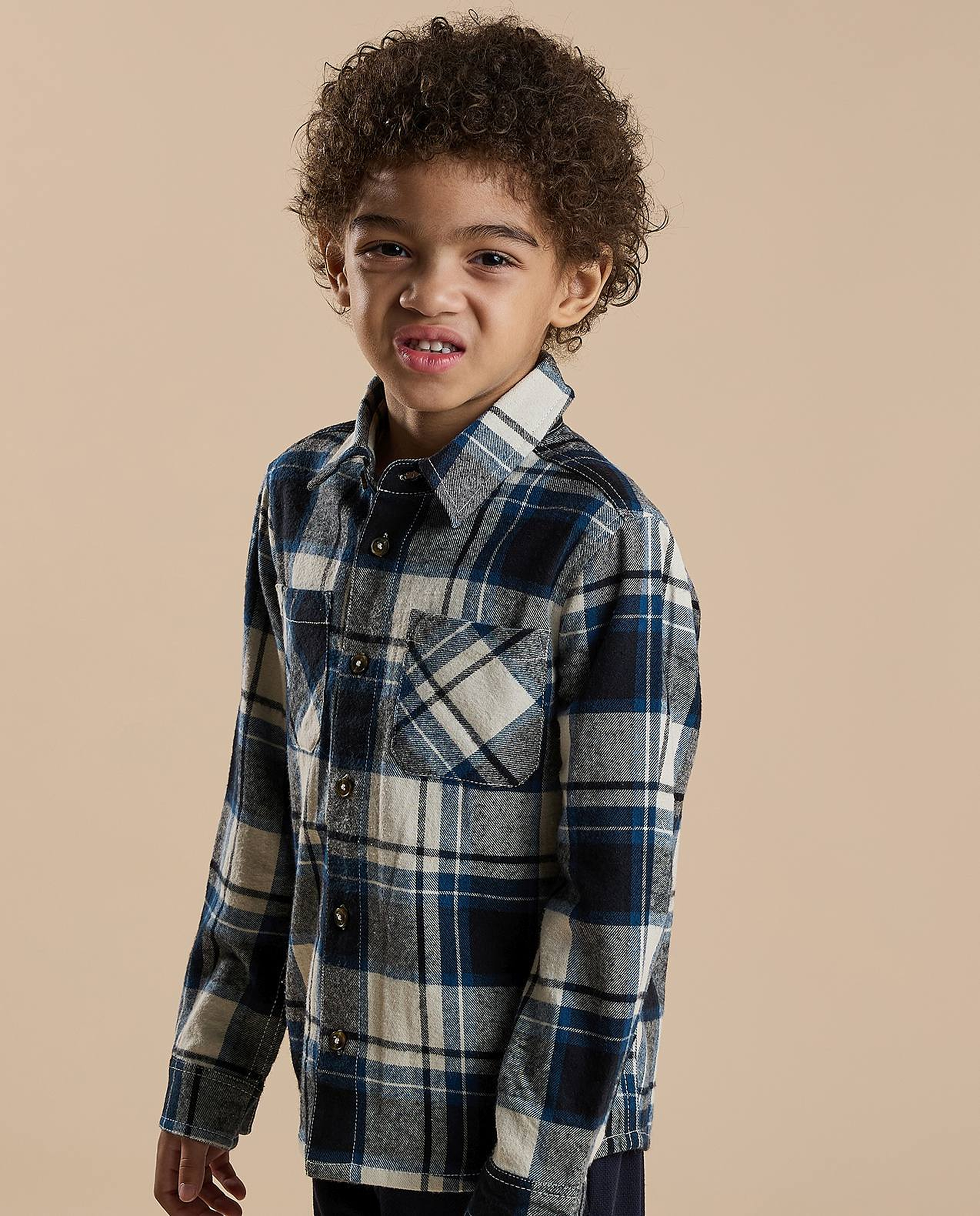 Plaid Shirt with Classic  Collar and Long Sleeves