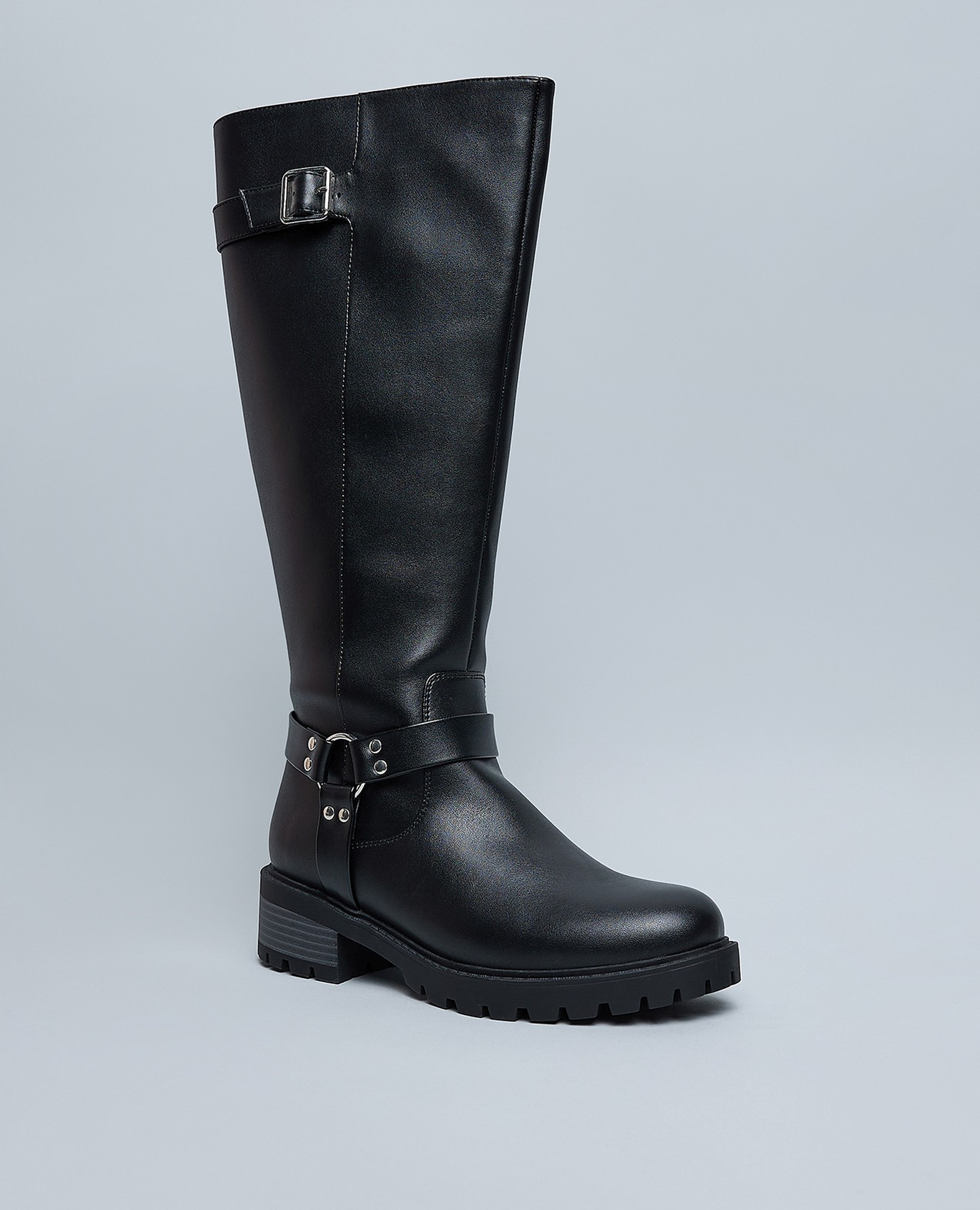 بوت بطول الركبة