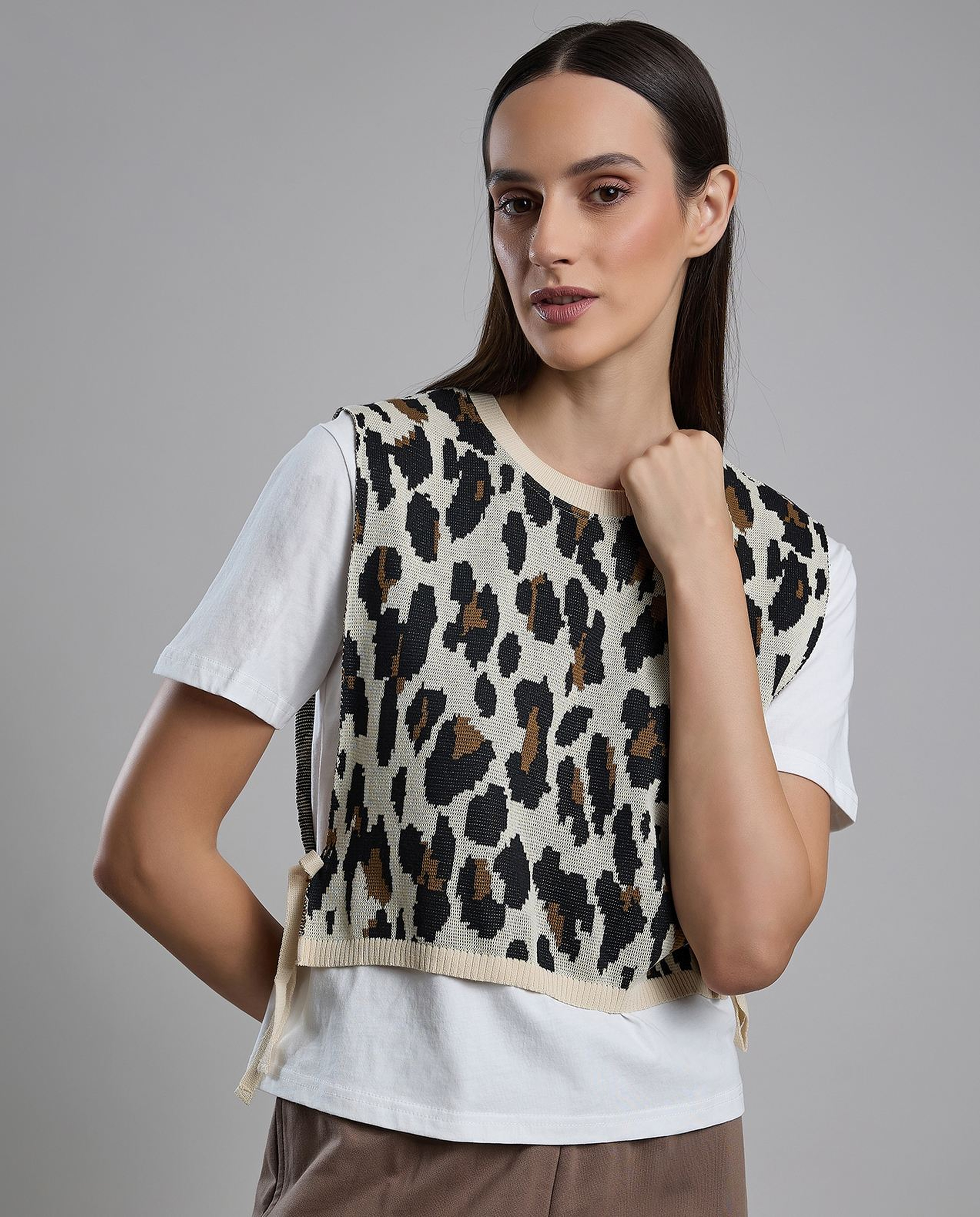 Animal Patterned Layered Top with Crew Neck and Short Sleeves
