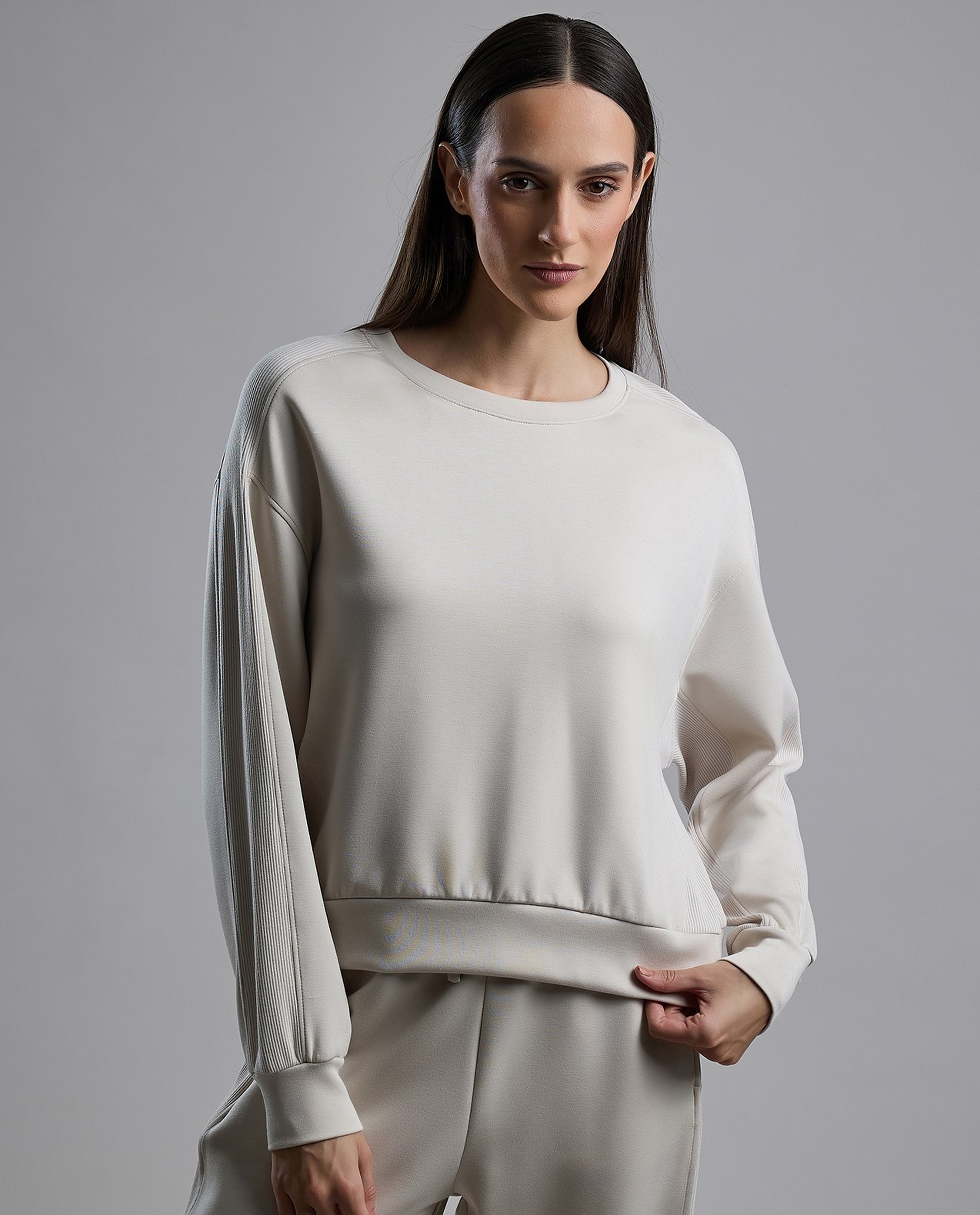 Solid Sweatshirt with Crew Neck and Long Sleeves