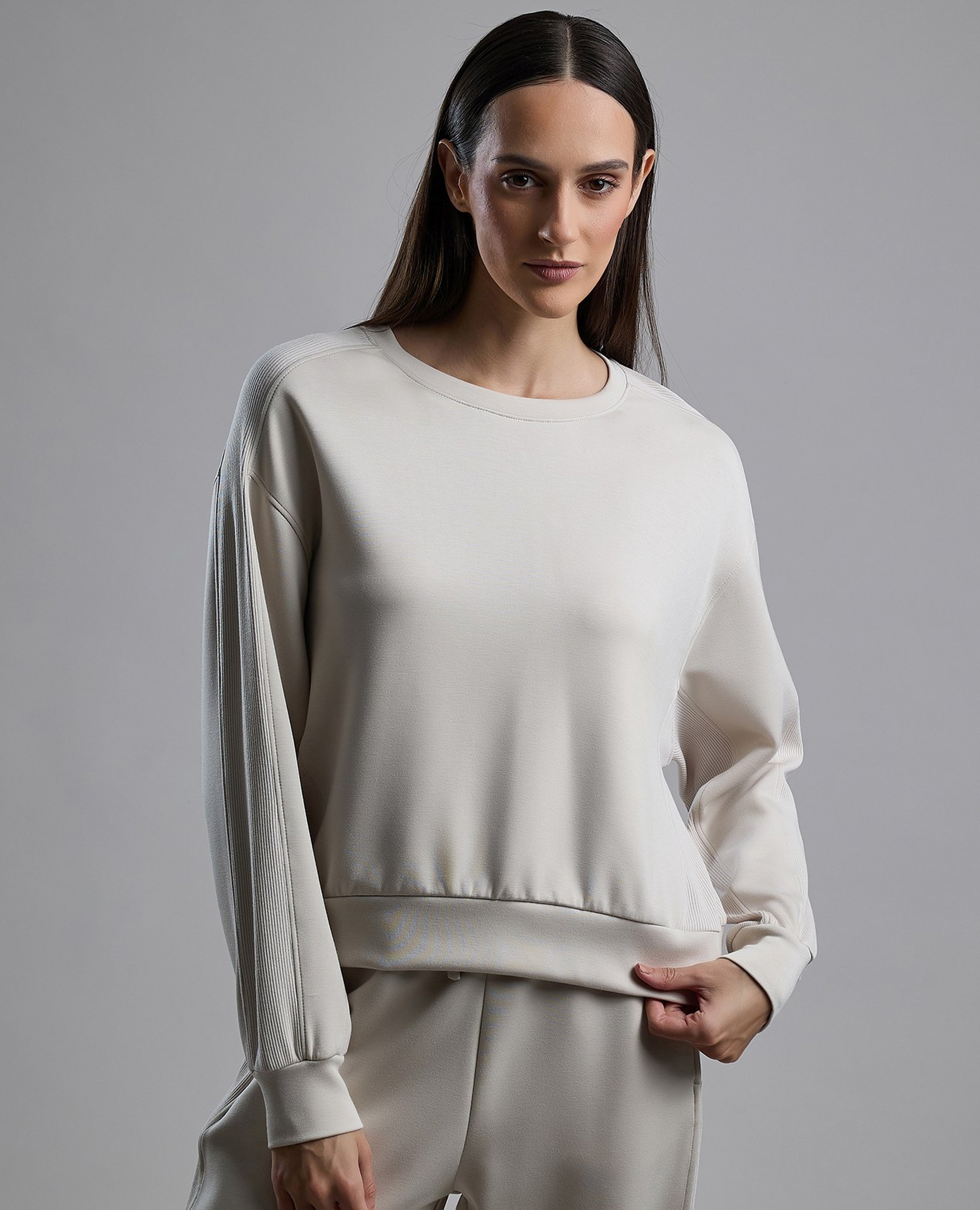 Solid Sweatshirt with Crew Neck and Long Sleeves