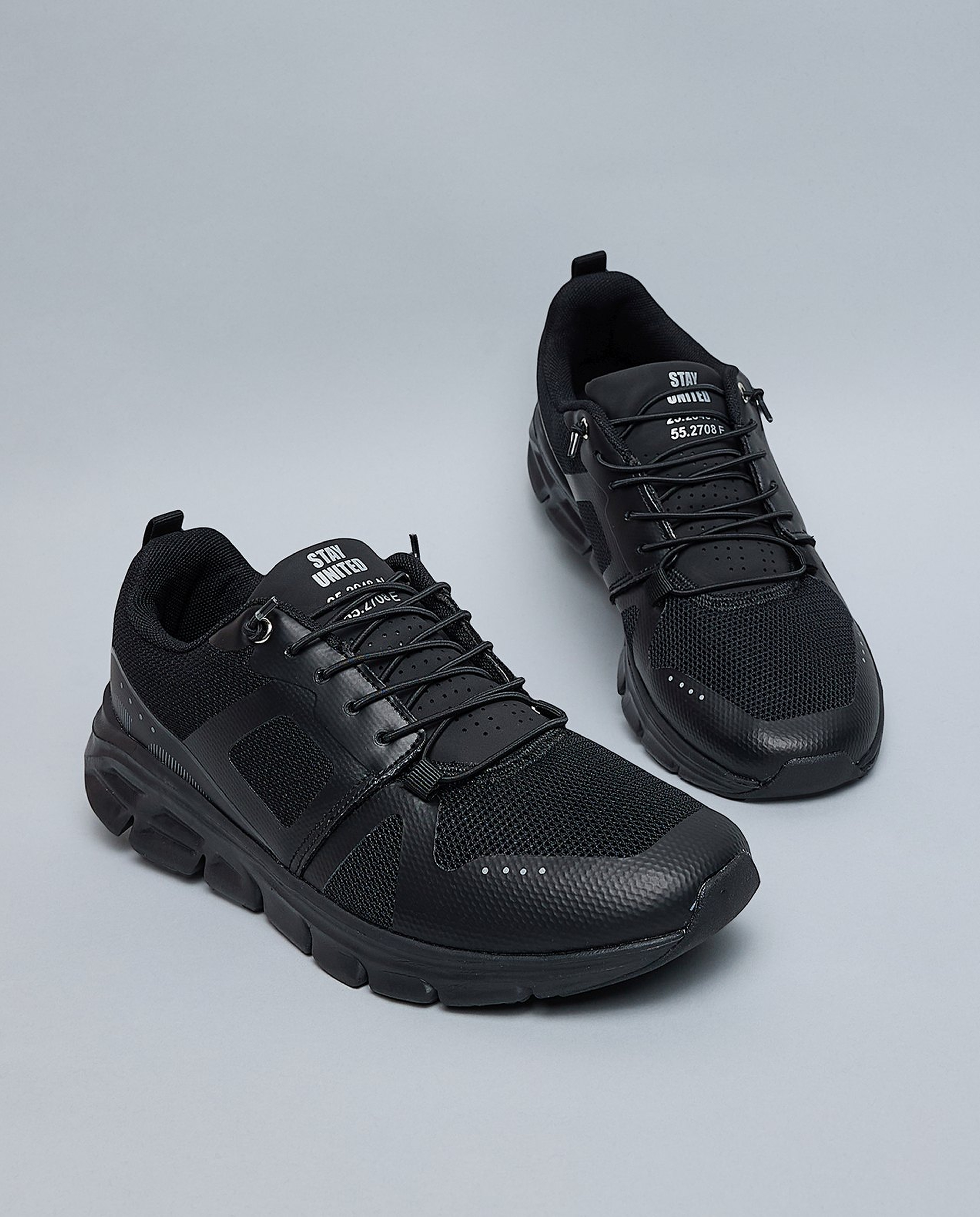 Mesh Detail Lace Up Sports Shoes