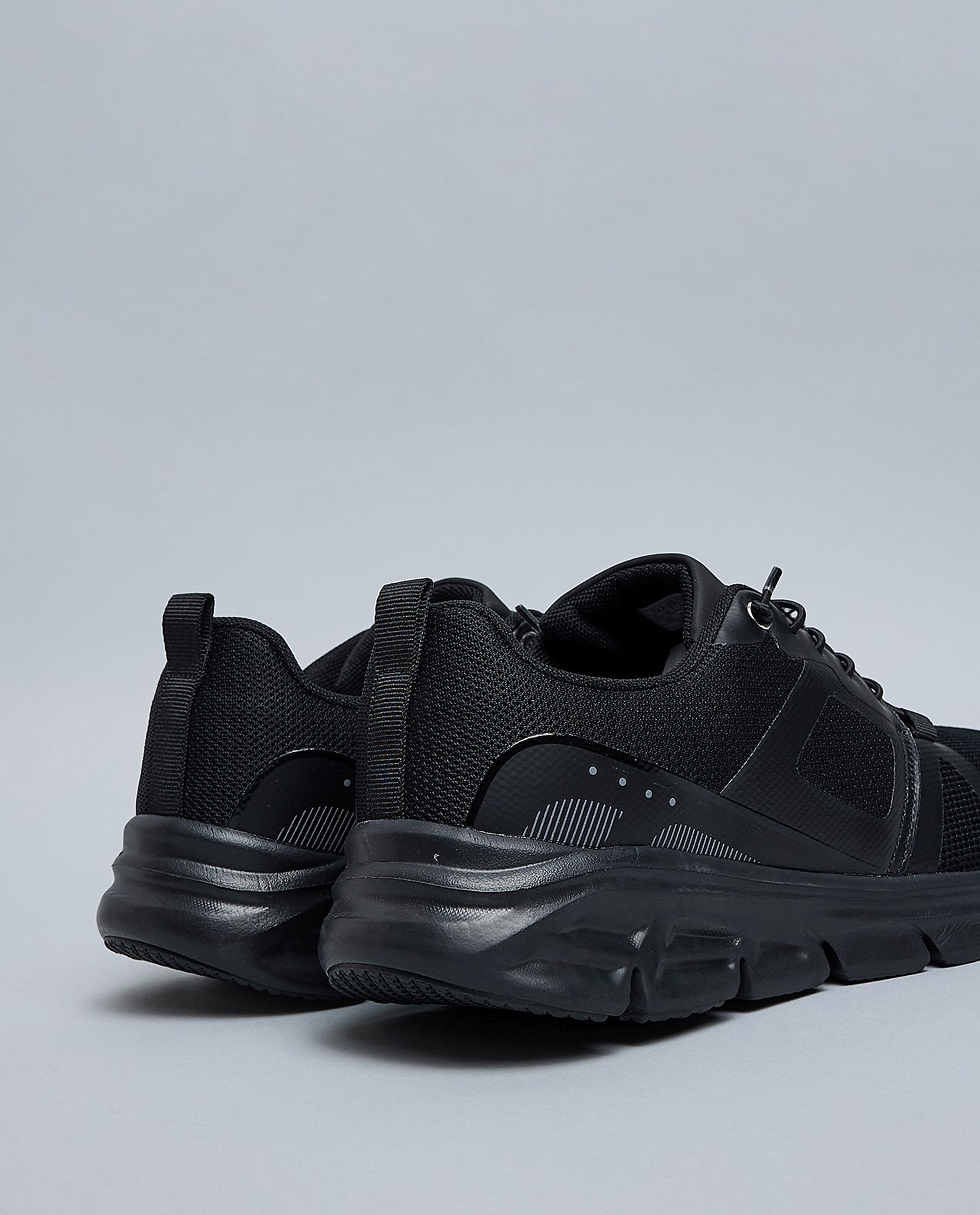 Mesh Detail Lace Up Sports Shoes