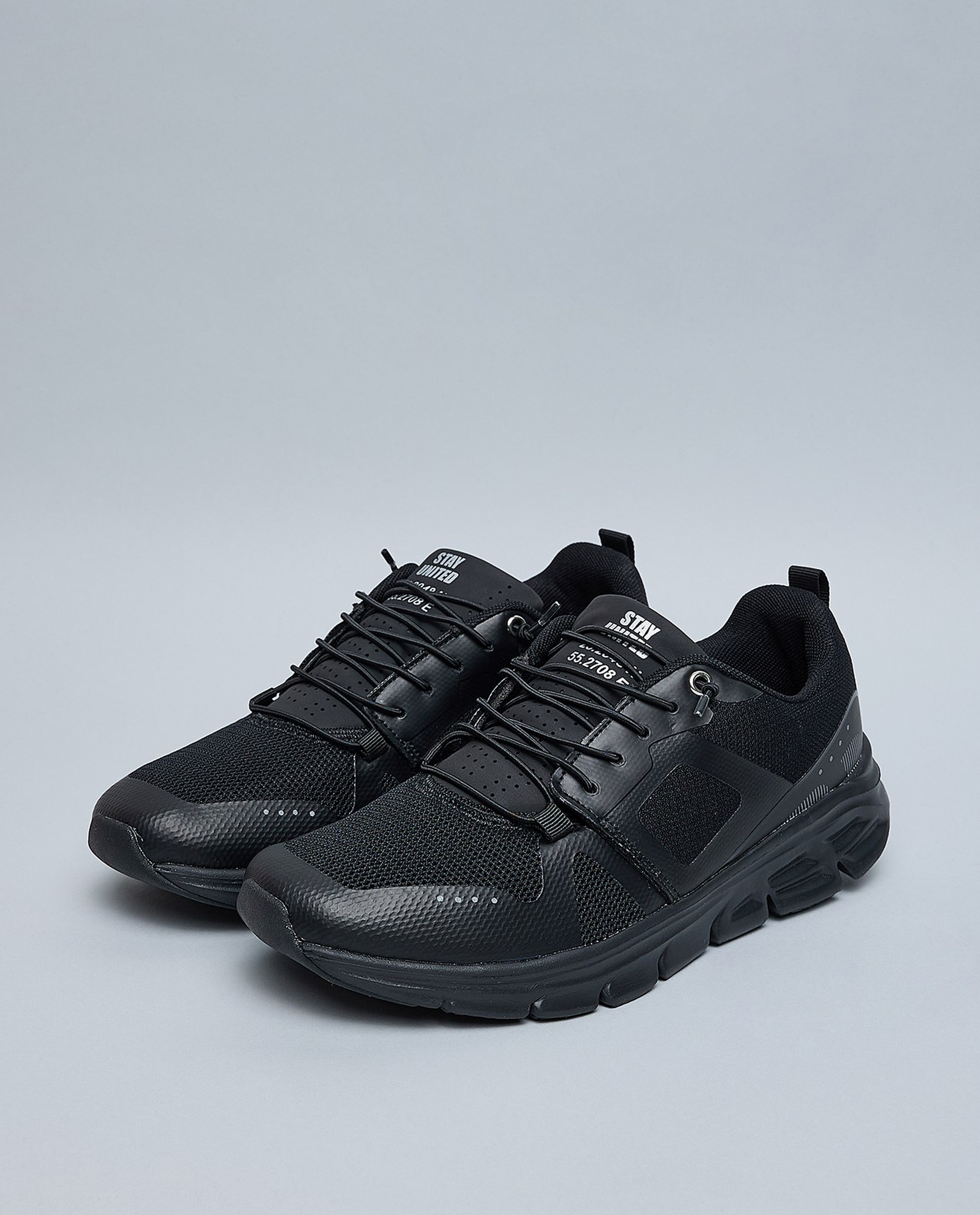 Mesh Detail Lace Up Sports Shoes