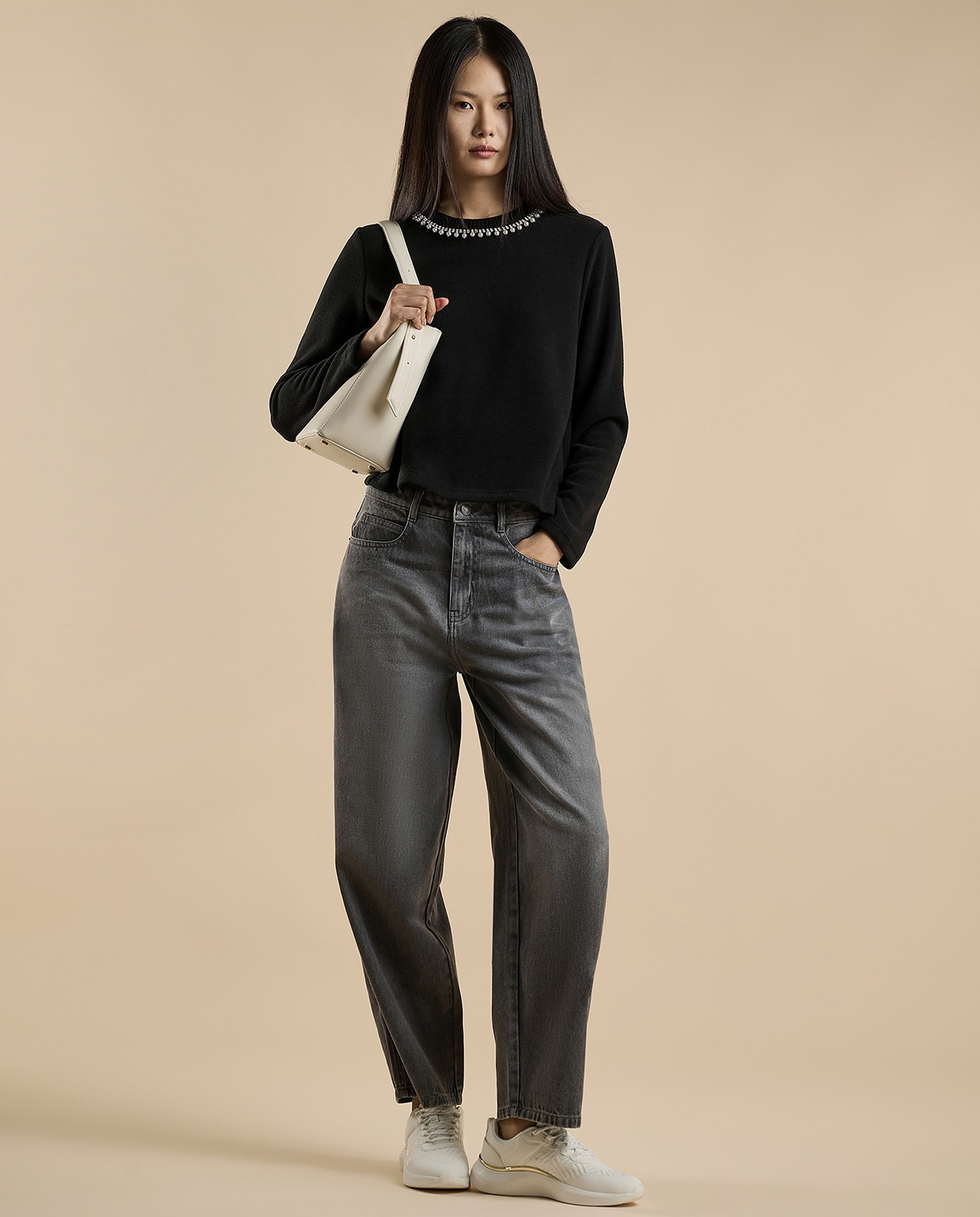 Pearl Detail Sweater with Crew Neck and Long Sleeves