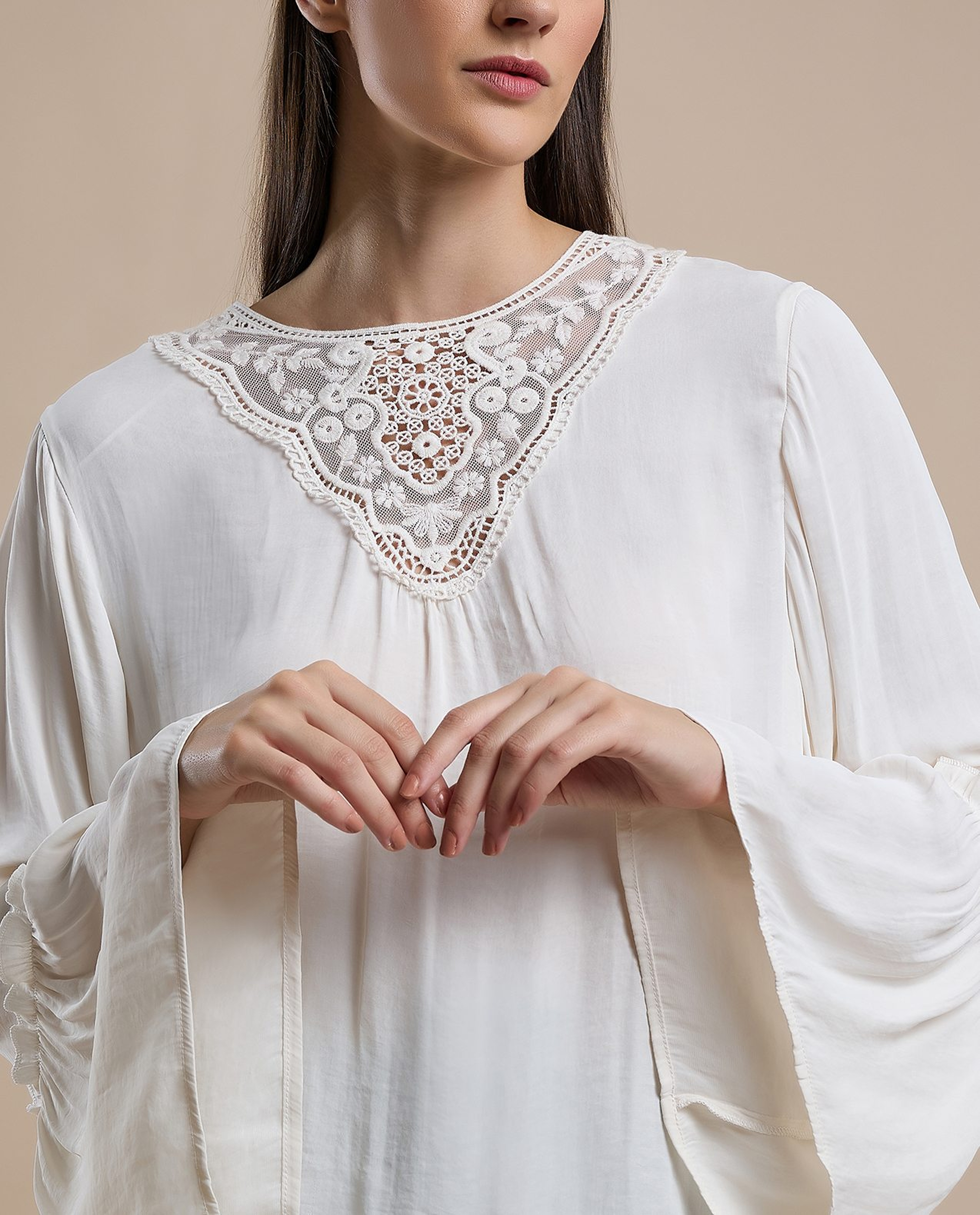 Laced Top with Crew Neck and Flounce Sleeves