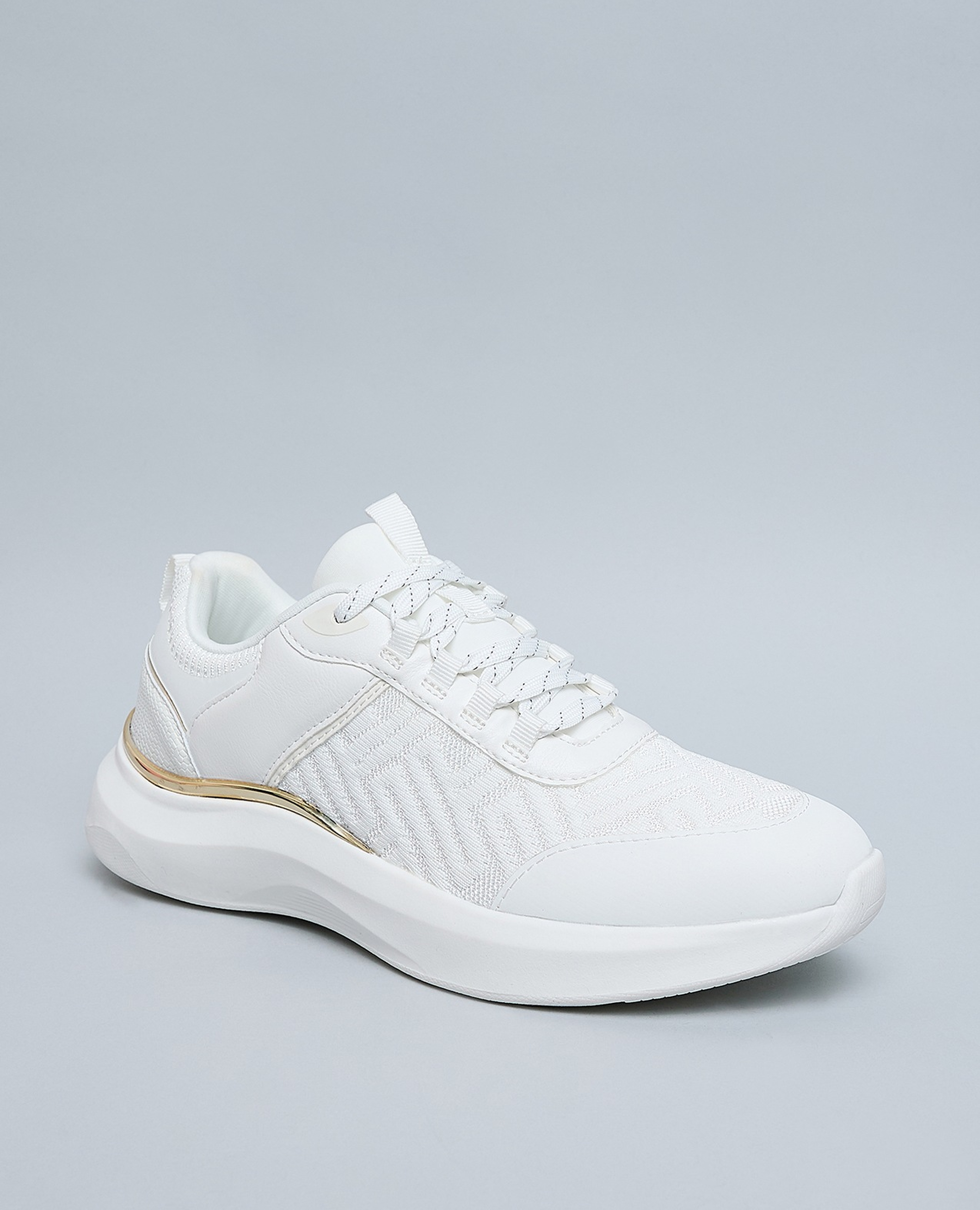 Textured Lace Up Sports Shoes