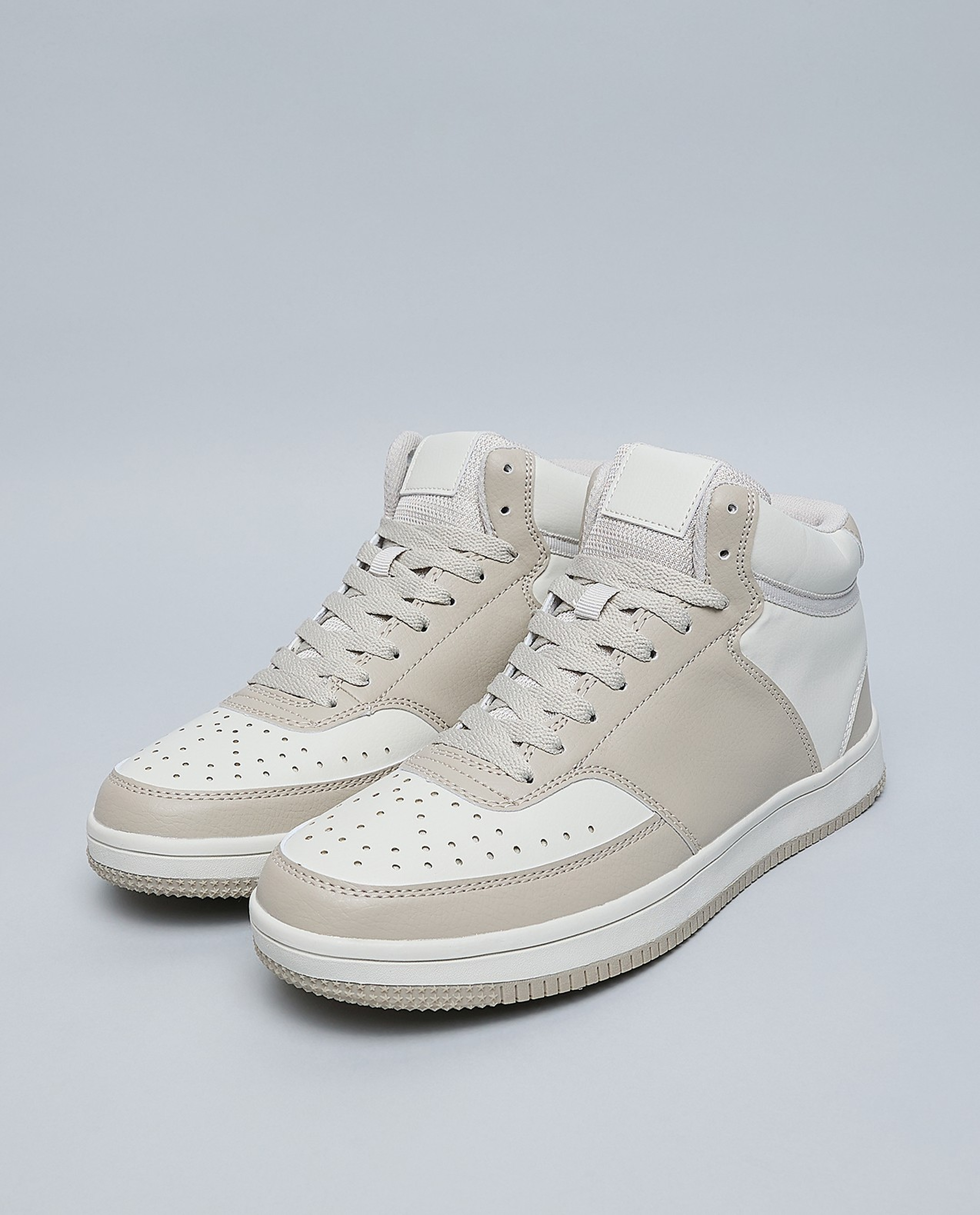 Color Block Lace Up High Top Sneakers