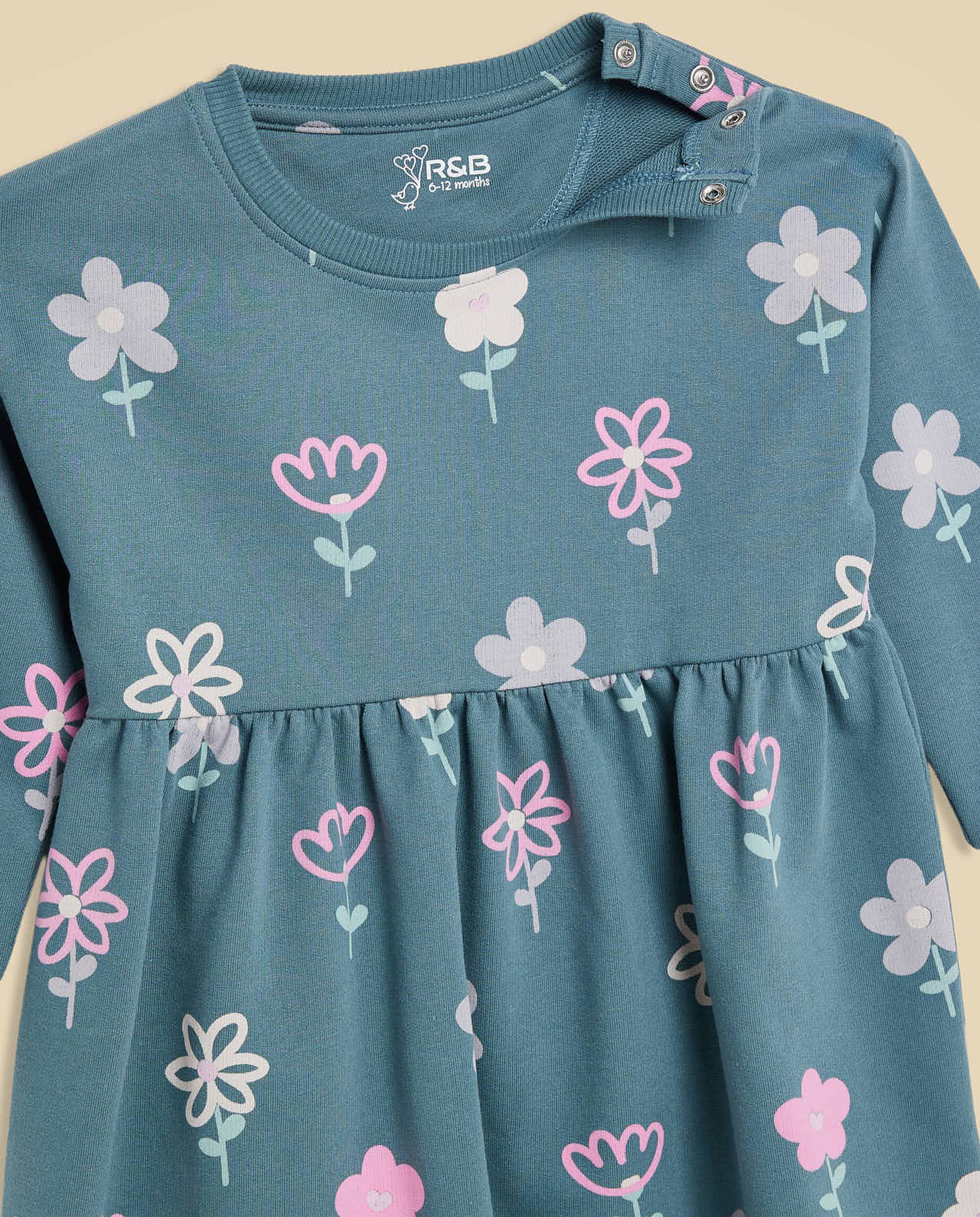 Printed Dress with Crew Neck and Long Sleeves