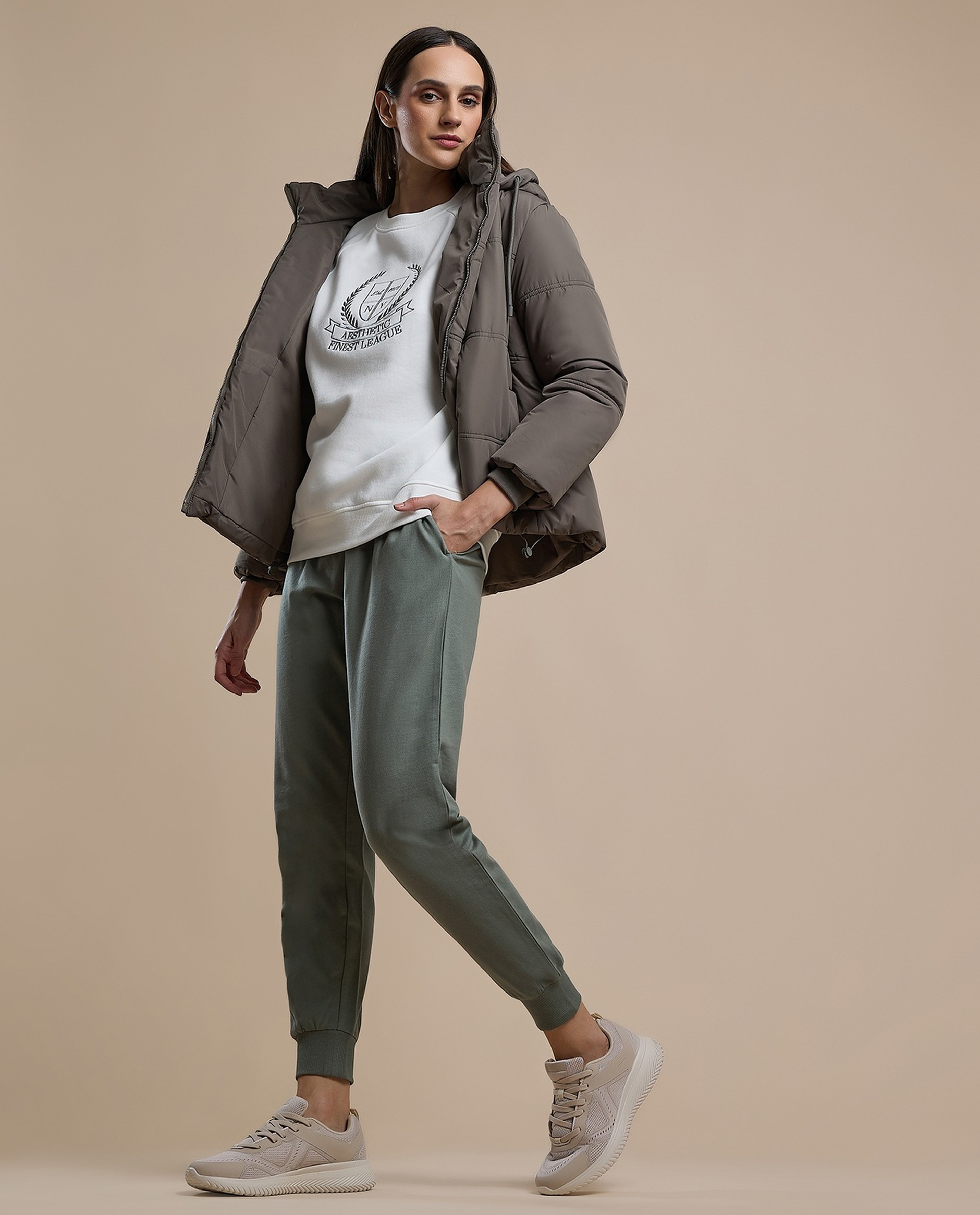 Knitted Lace Up Sports Shoes