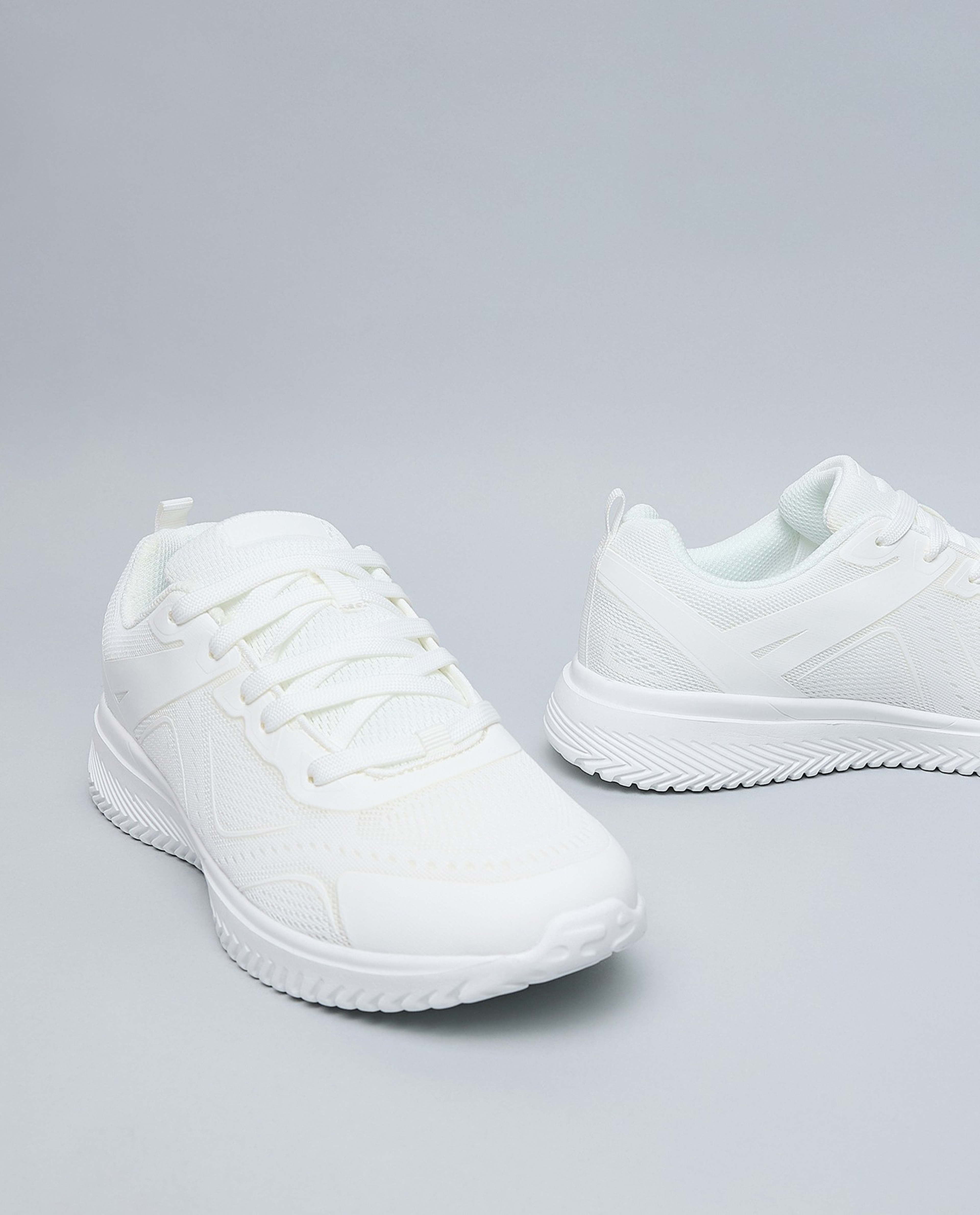 Knitted Lace Up Sports Shoes