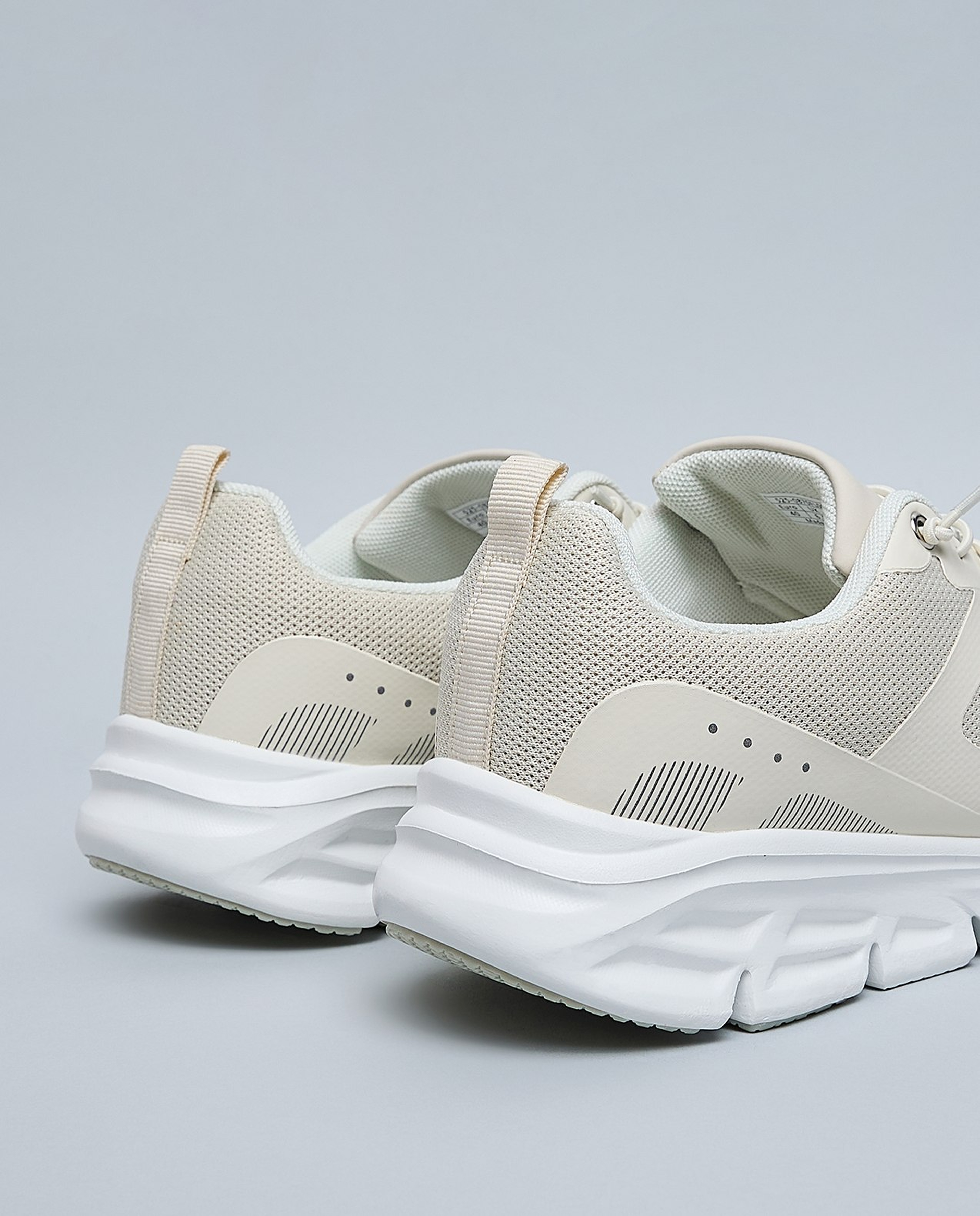 Mesh Detail Lace Up Sports Shoes