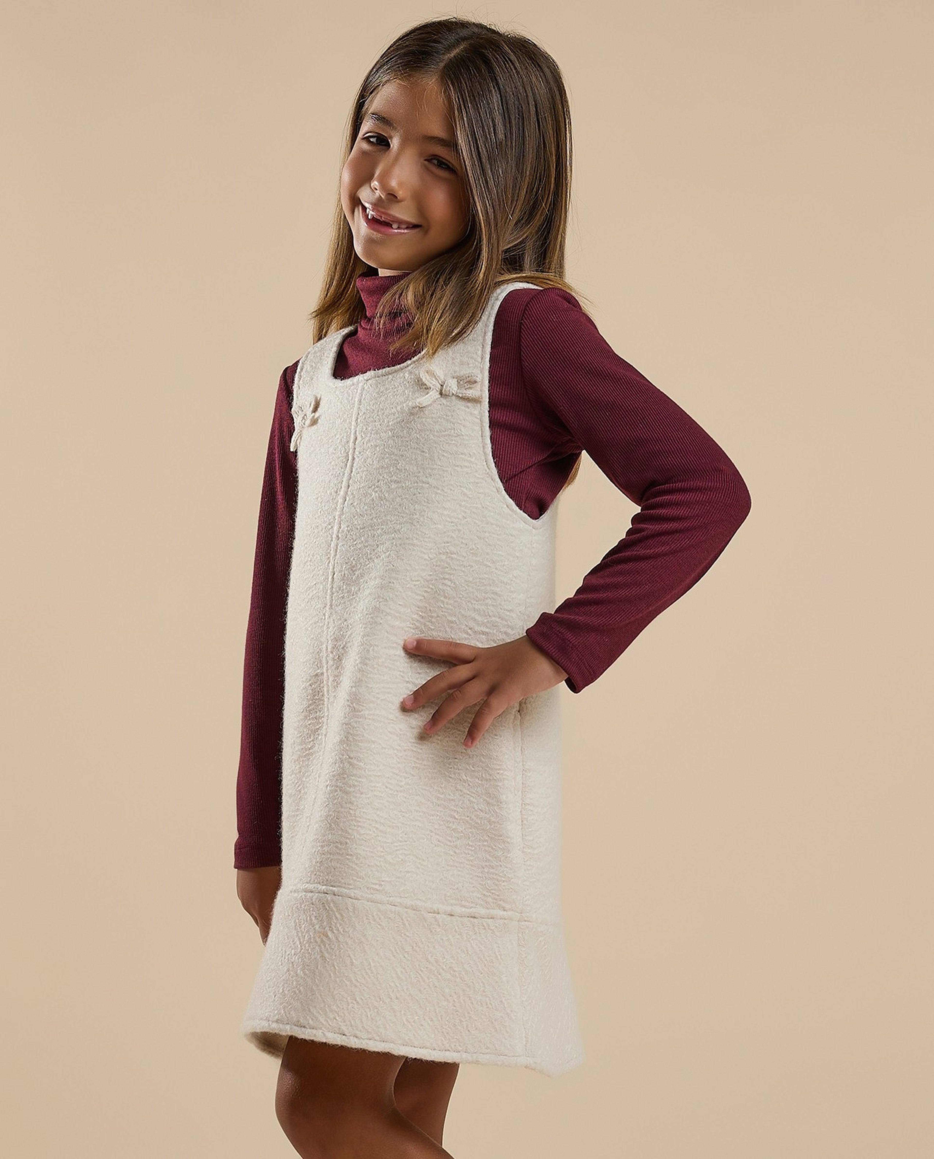 Solid Top and Textured Pinafore Set