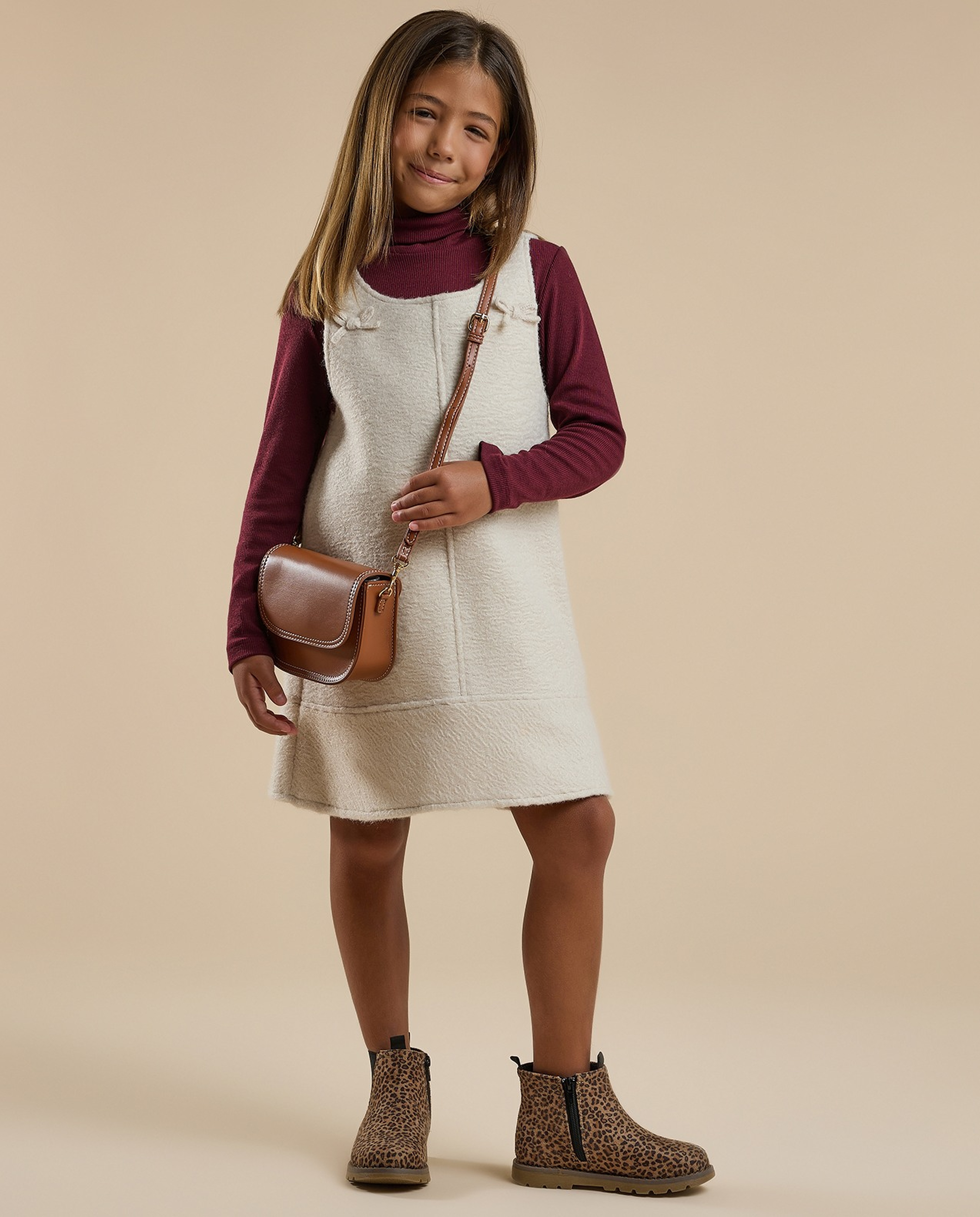Solid Top and Textured Pinafore Set