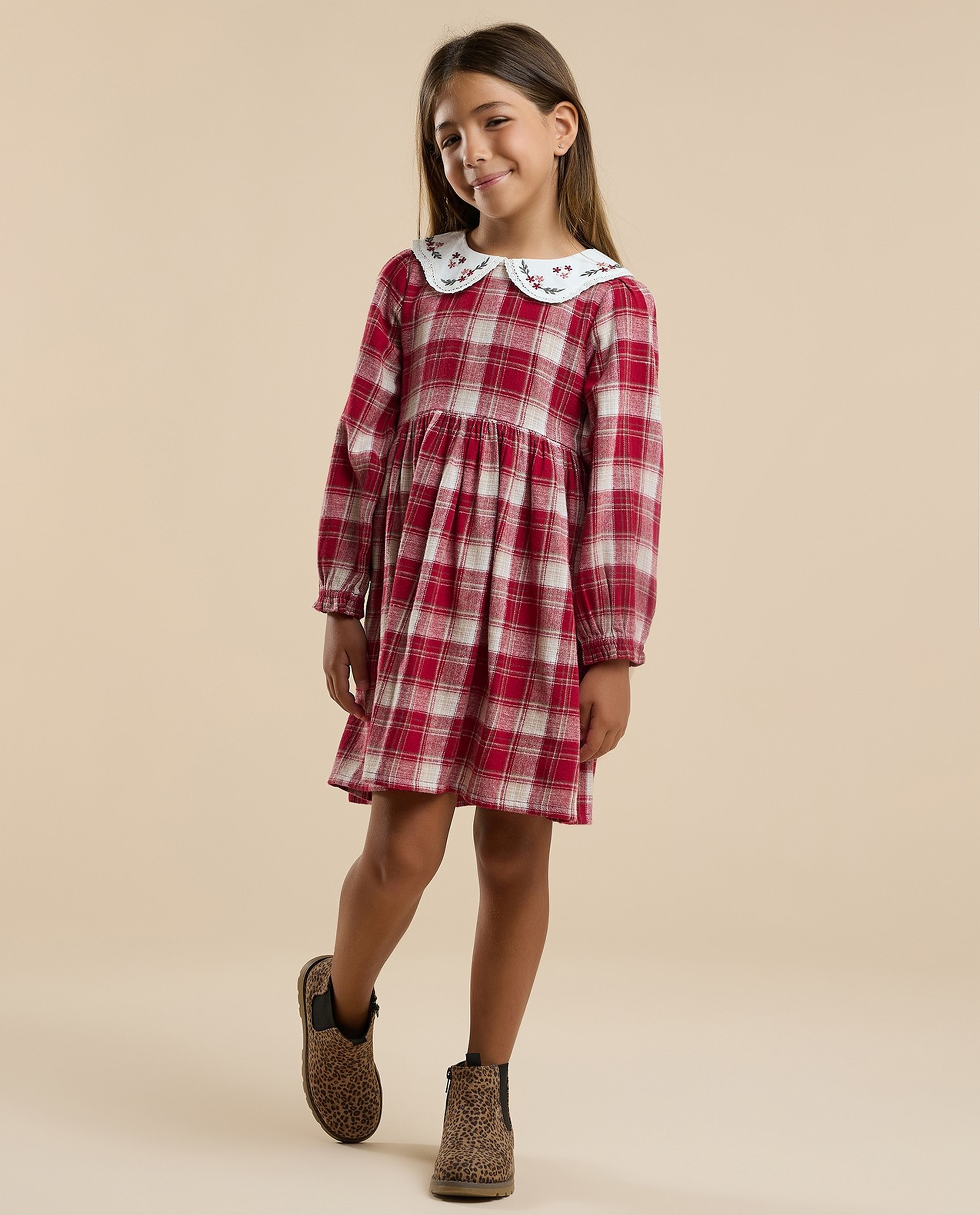 Plaid Flared Dress with Baby Collar and Long Sleeves