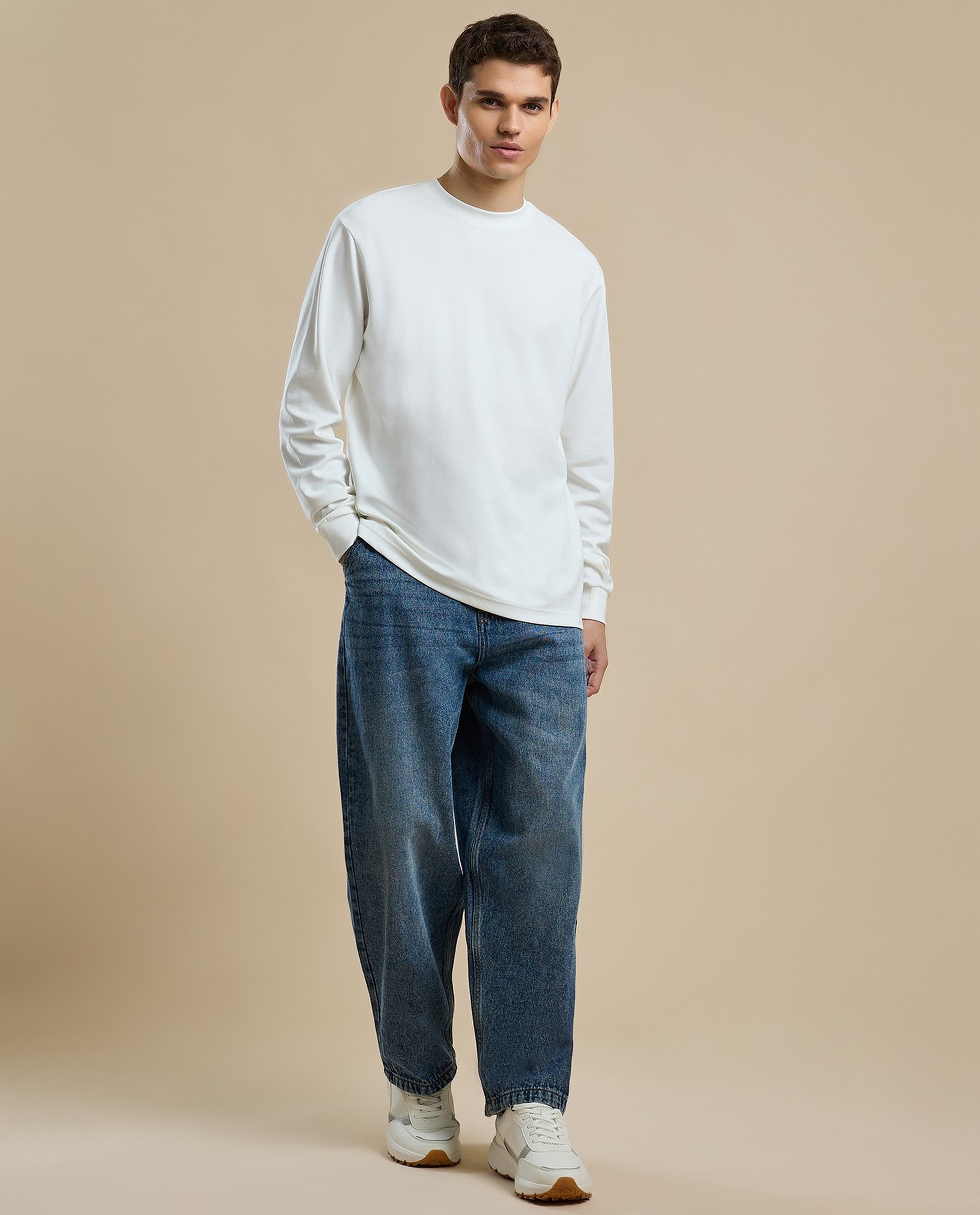 Solid T-Shirt with Crew Neck and Long Sleeves