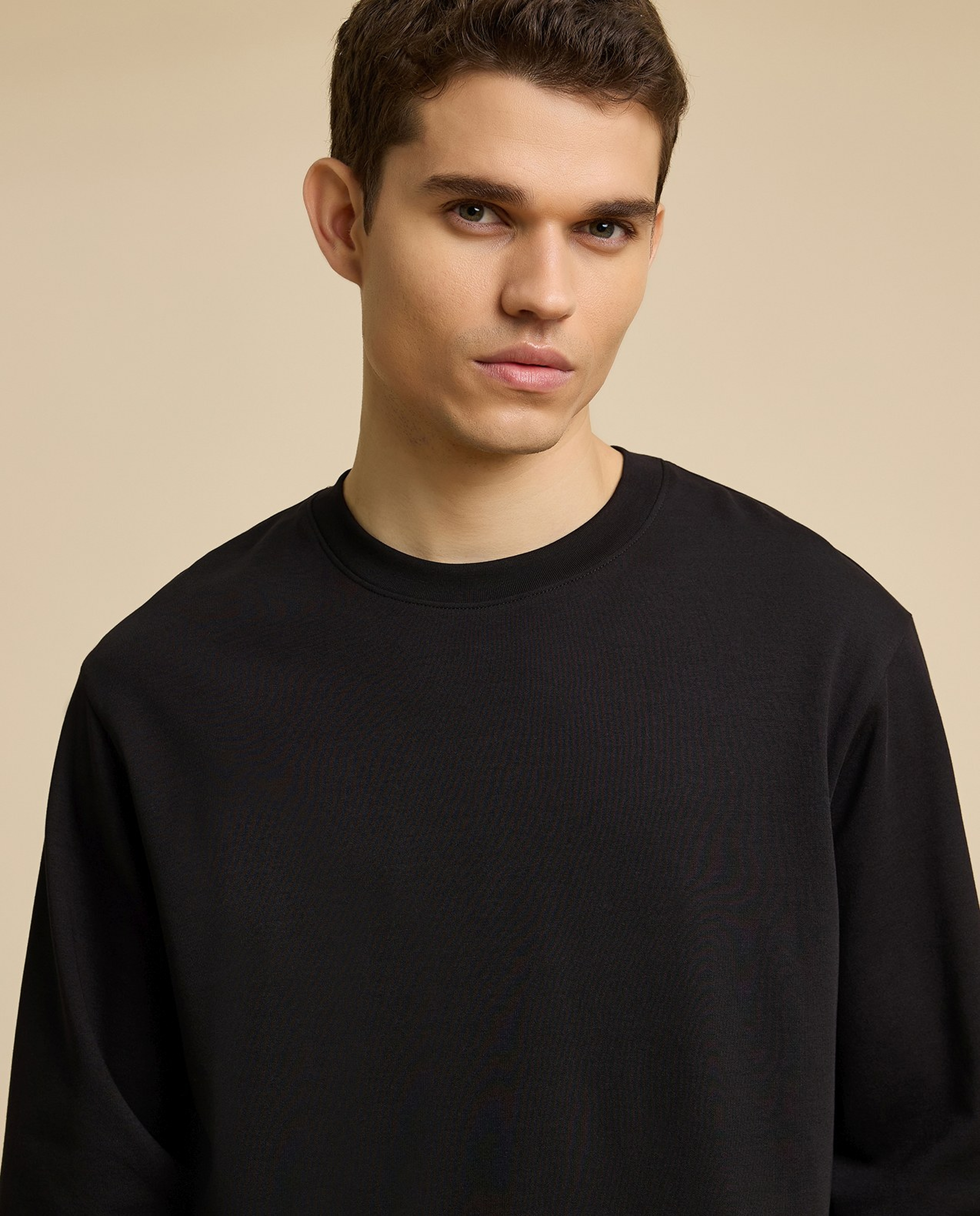 Solid T-Shirt with Crew Neck and Long Sleeves