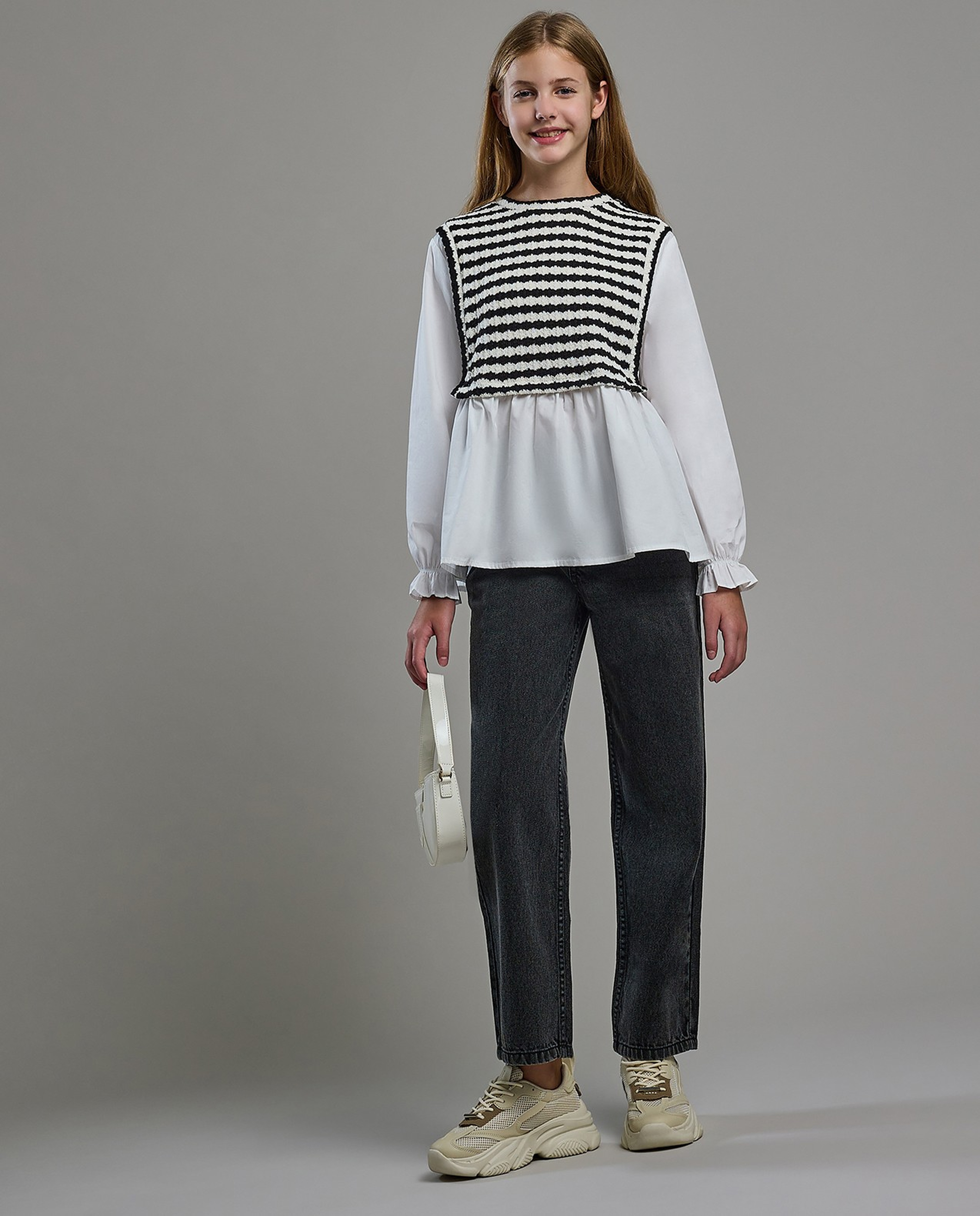 Knit Detail Top with Crew Neck and Puff Sleeves