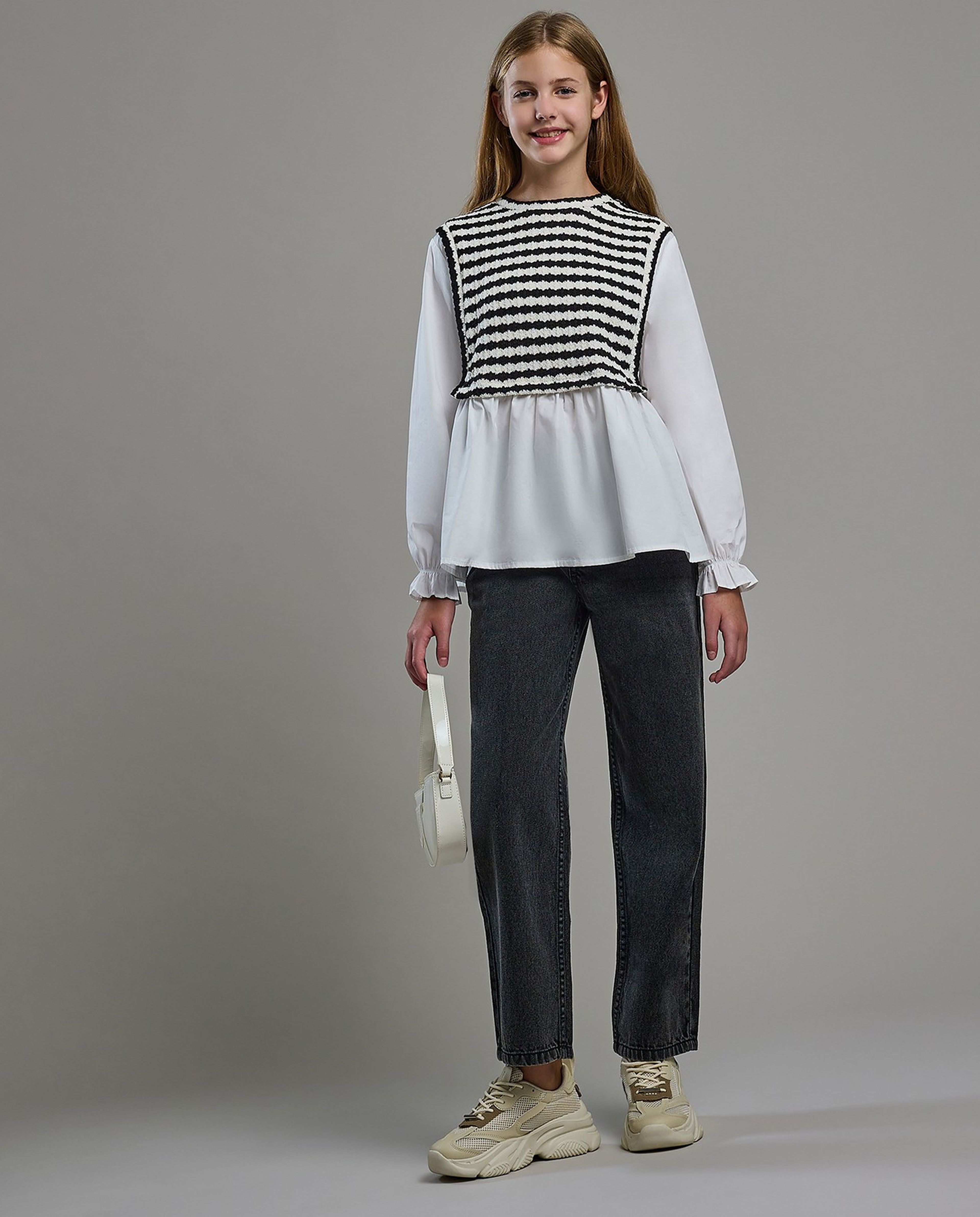 Knit Detail Top with Crew Neck and Puff Sleeves