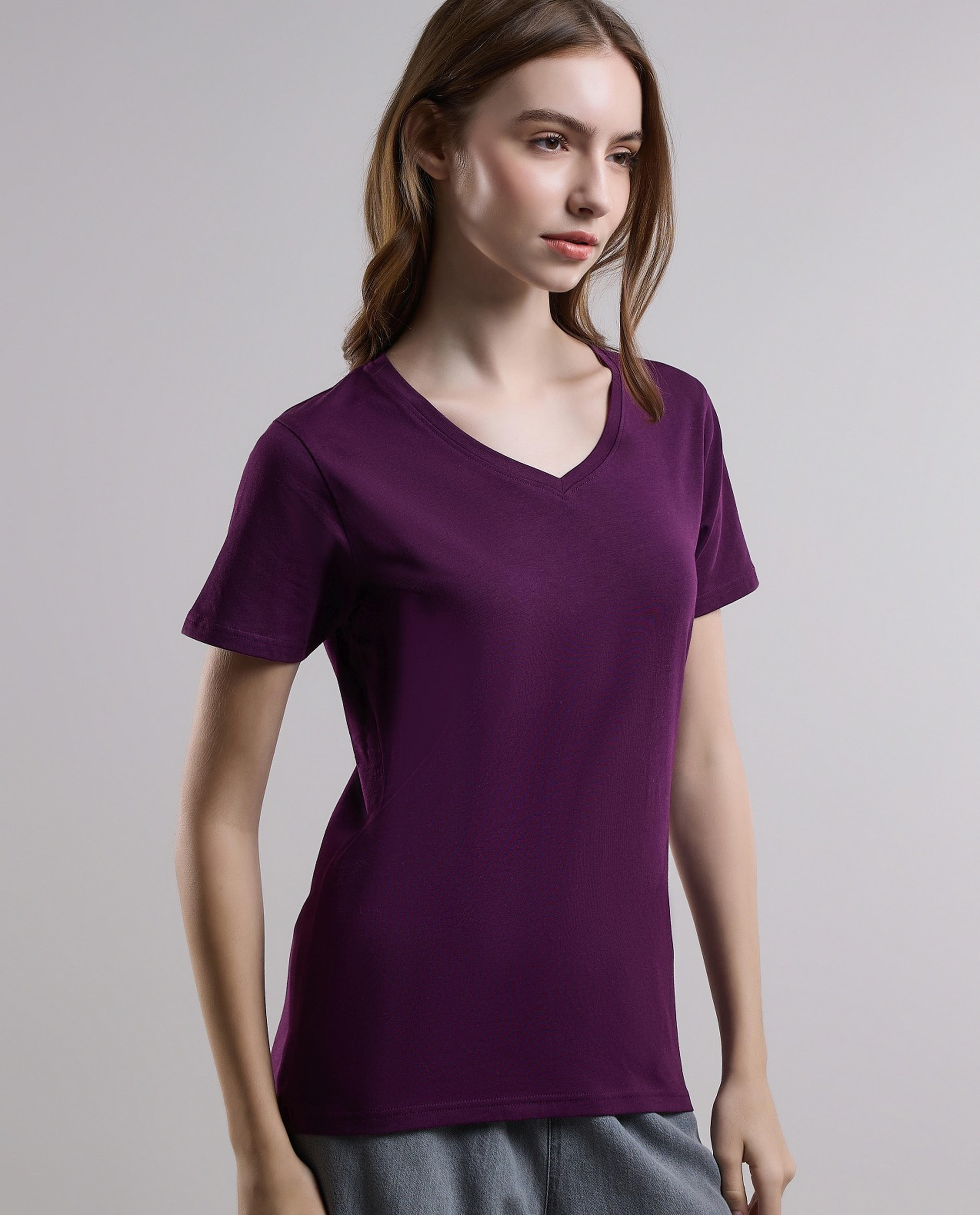 Solid T-Shirt with V-Neck and Short Sleeves