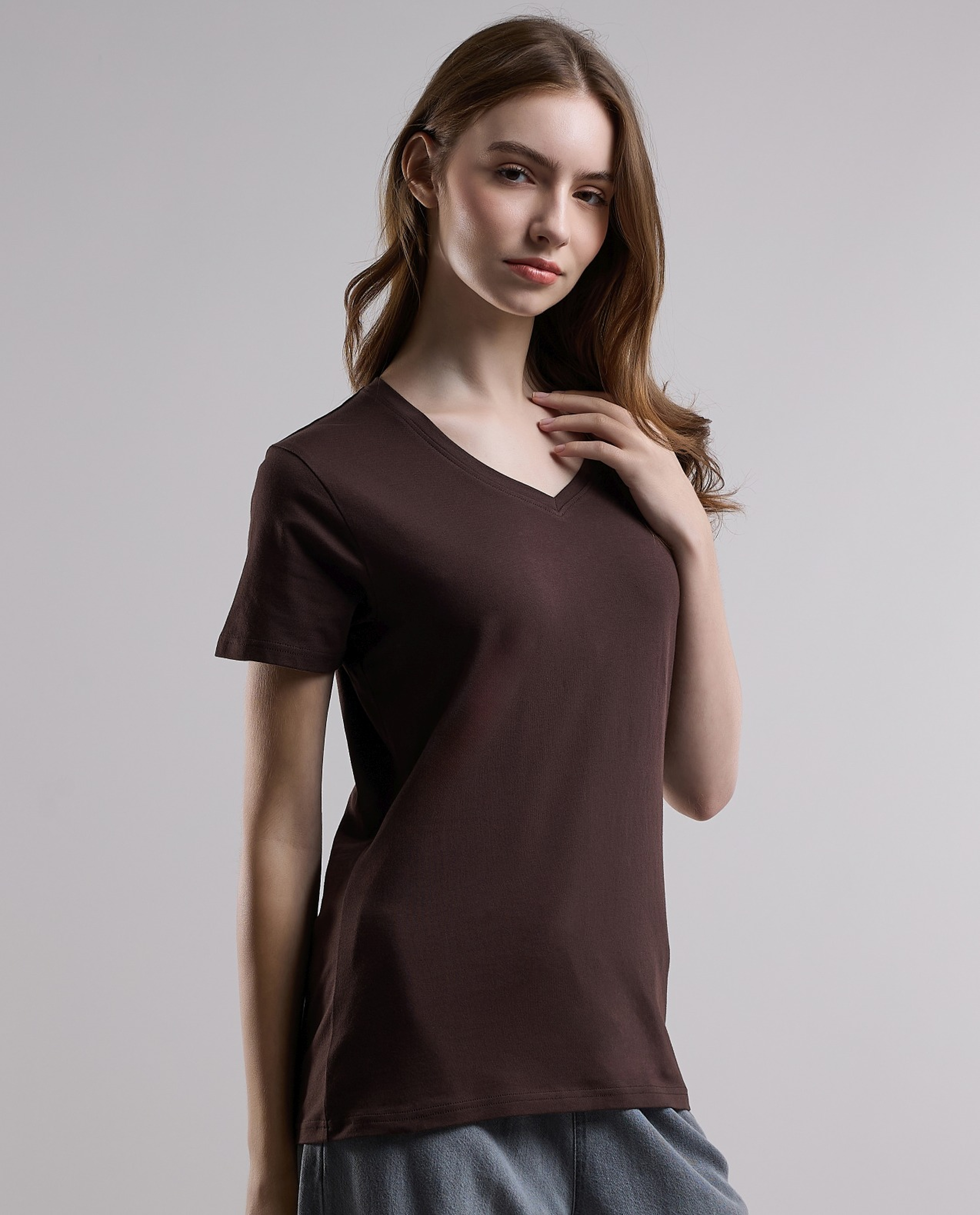 Solid T-Shirt with V-Neck and Short Sleeves
