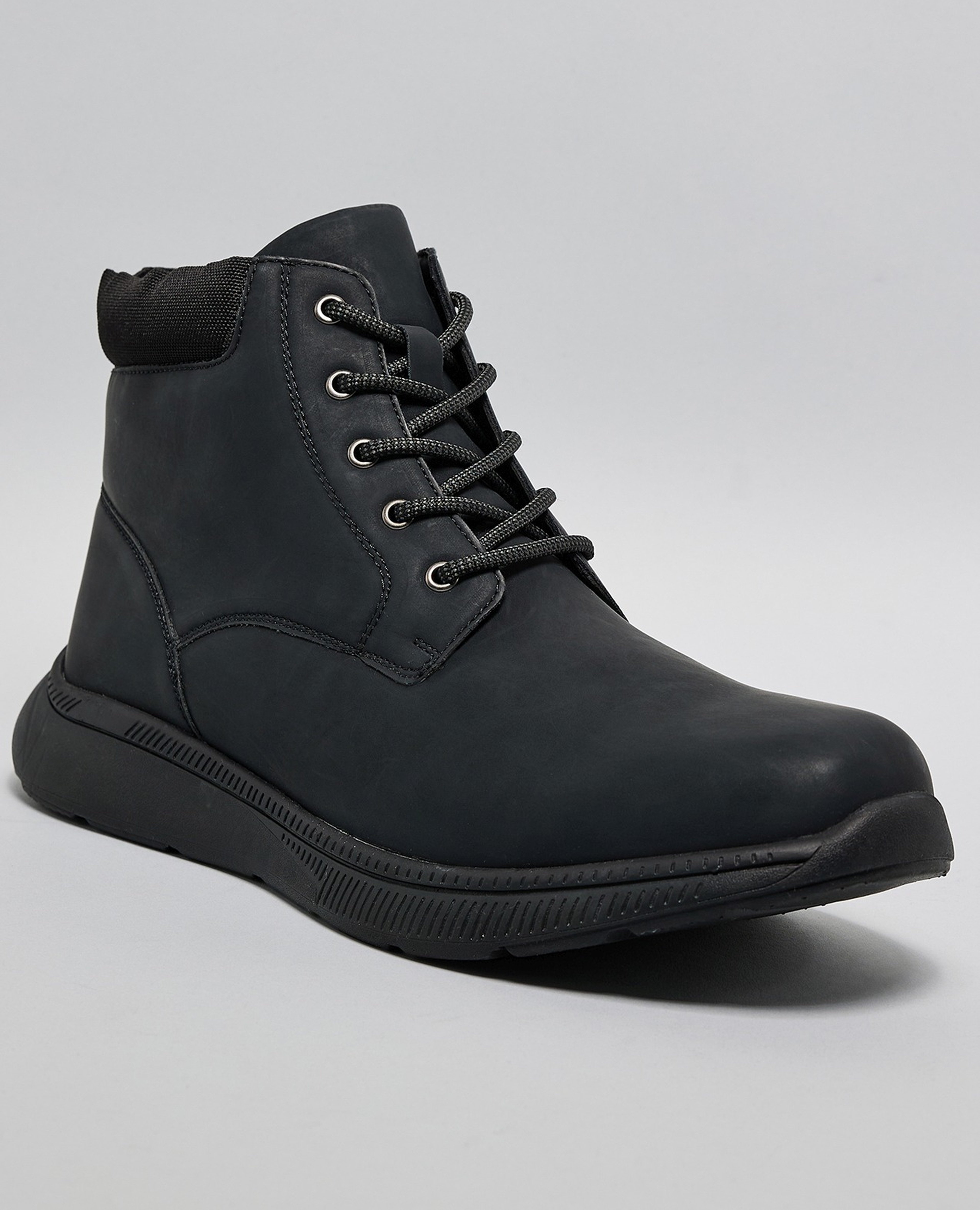 بوت للكاحل برباط