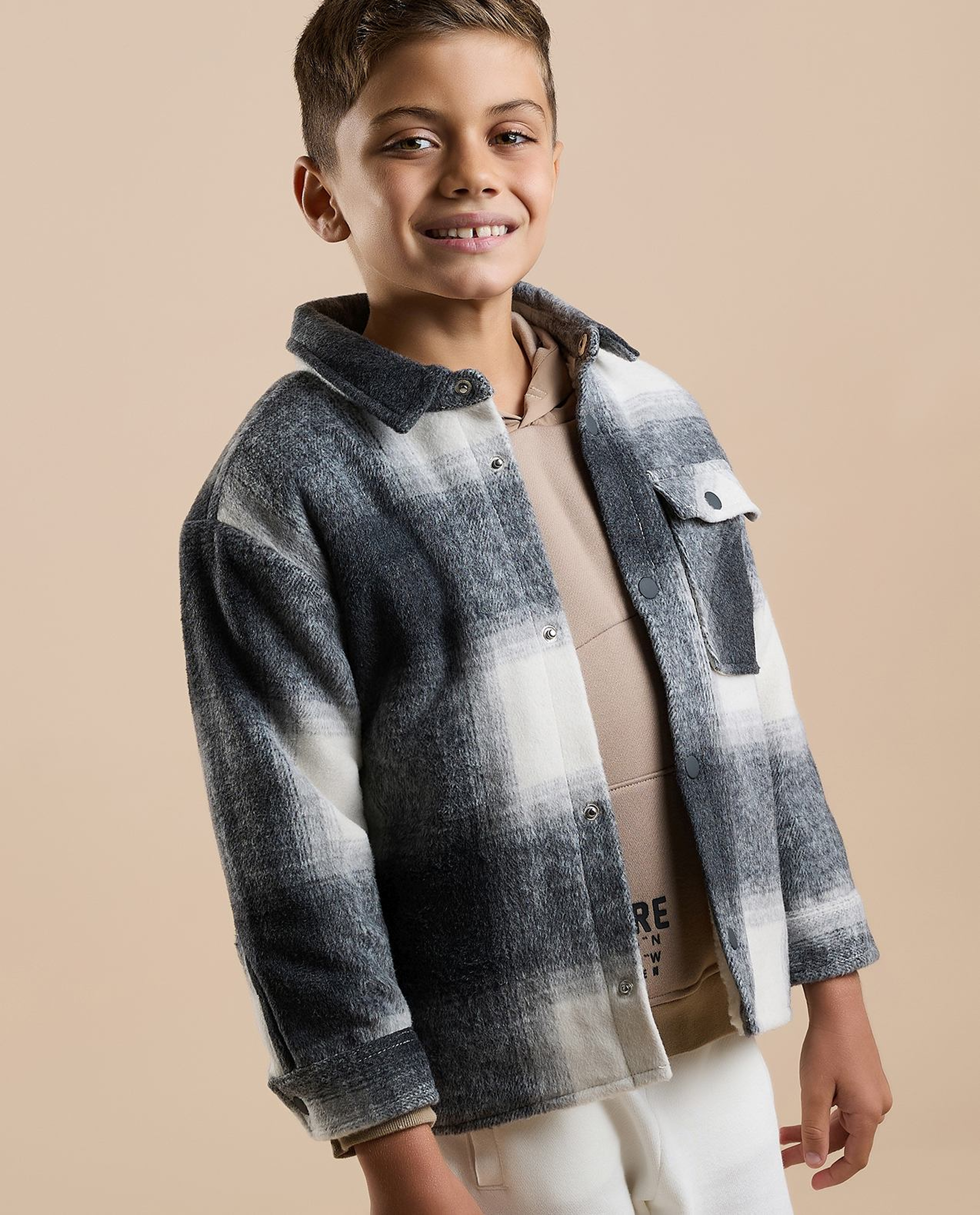 Plaid Shirt with Classic Collar and Long Sleeves