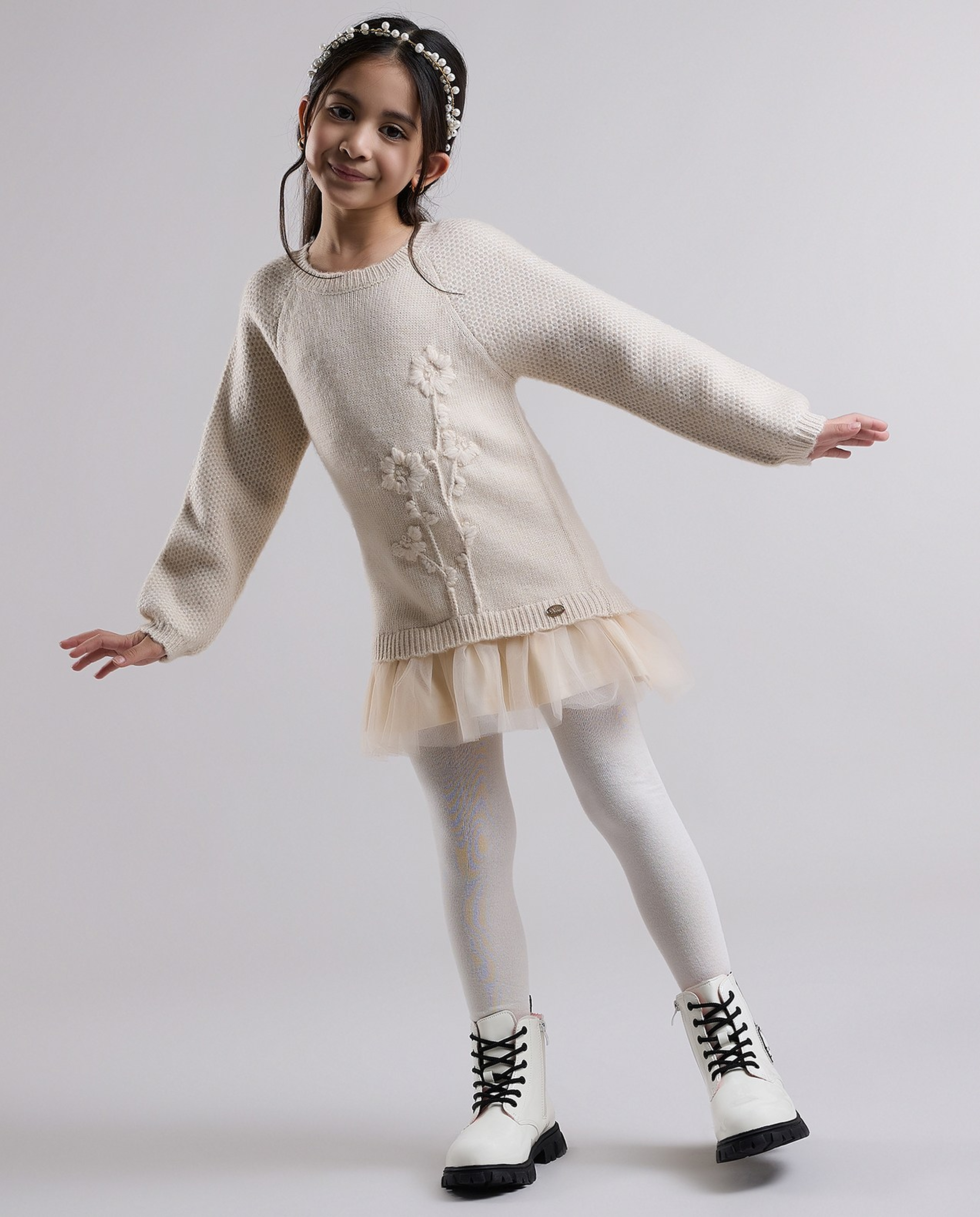 Embroidered Sweater Dress with Crew Neck and Long Sleeves