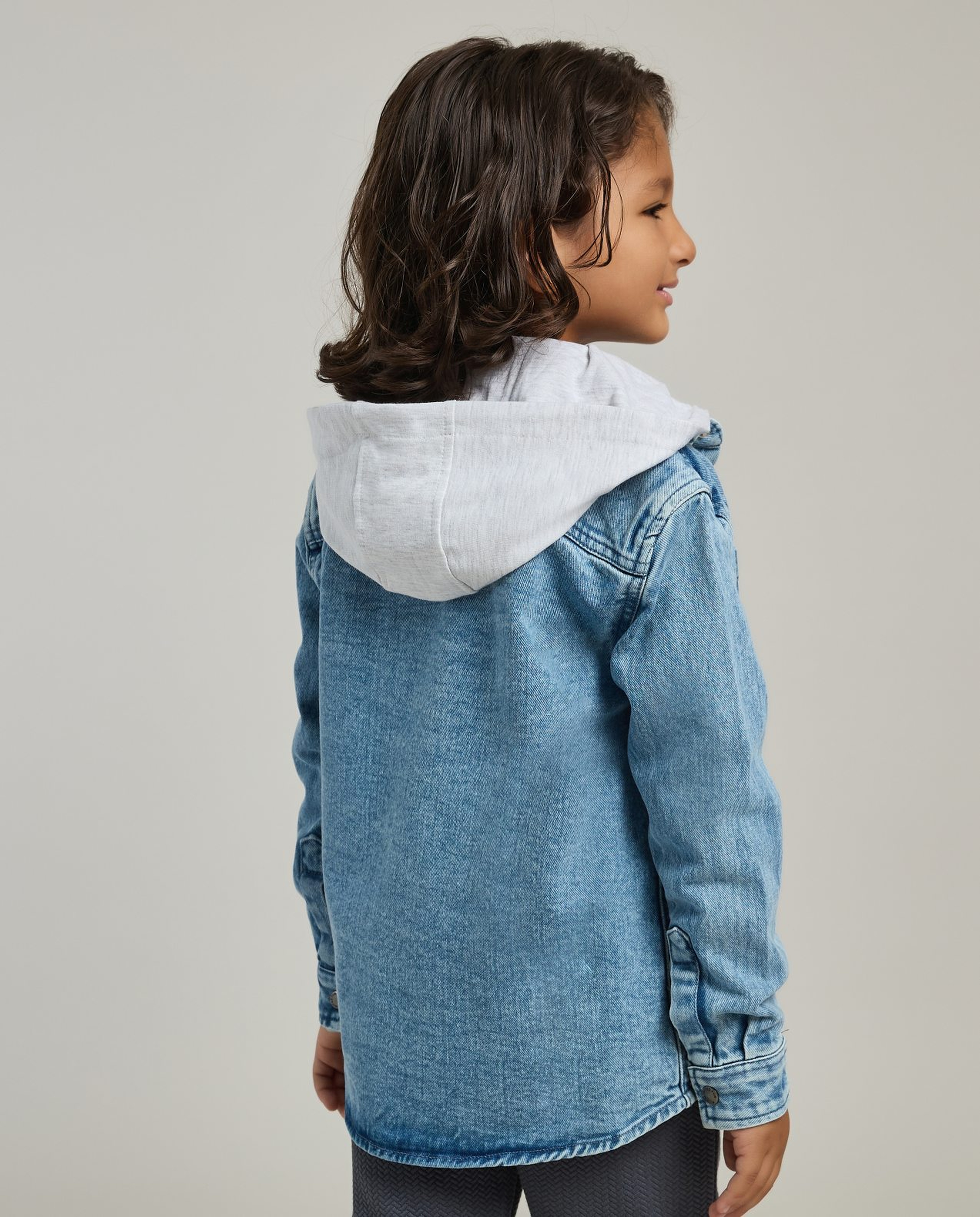 Washed Denim Shirt with Classic Collar and Long Sleeves