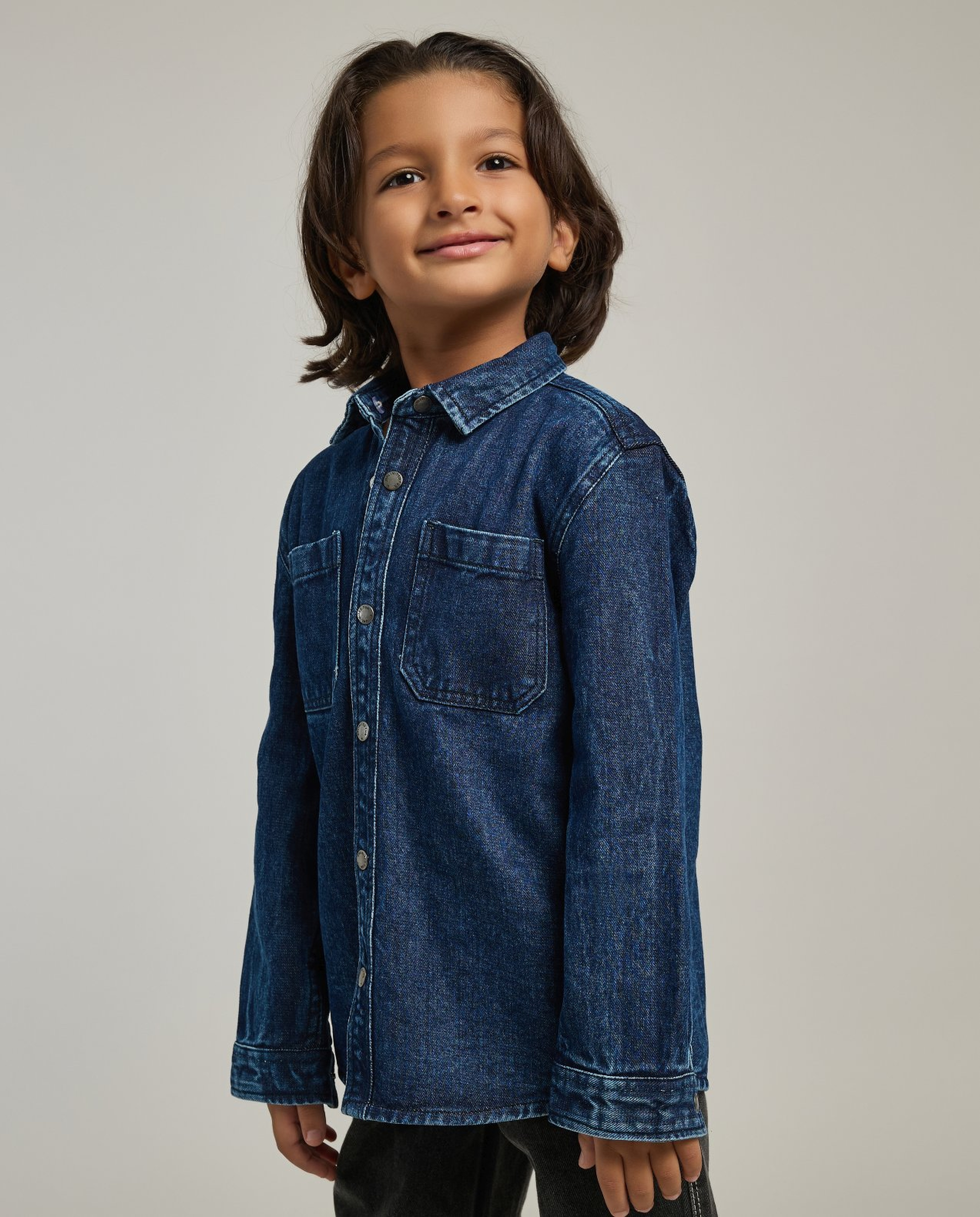 Washed Denim Shirt with Classic Collar and Long Sleeves