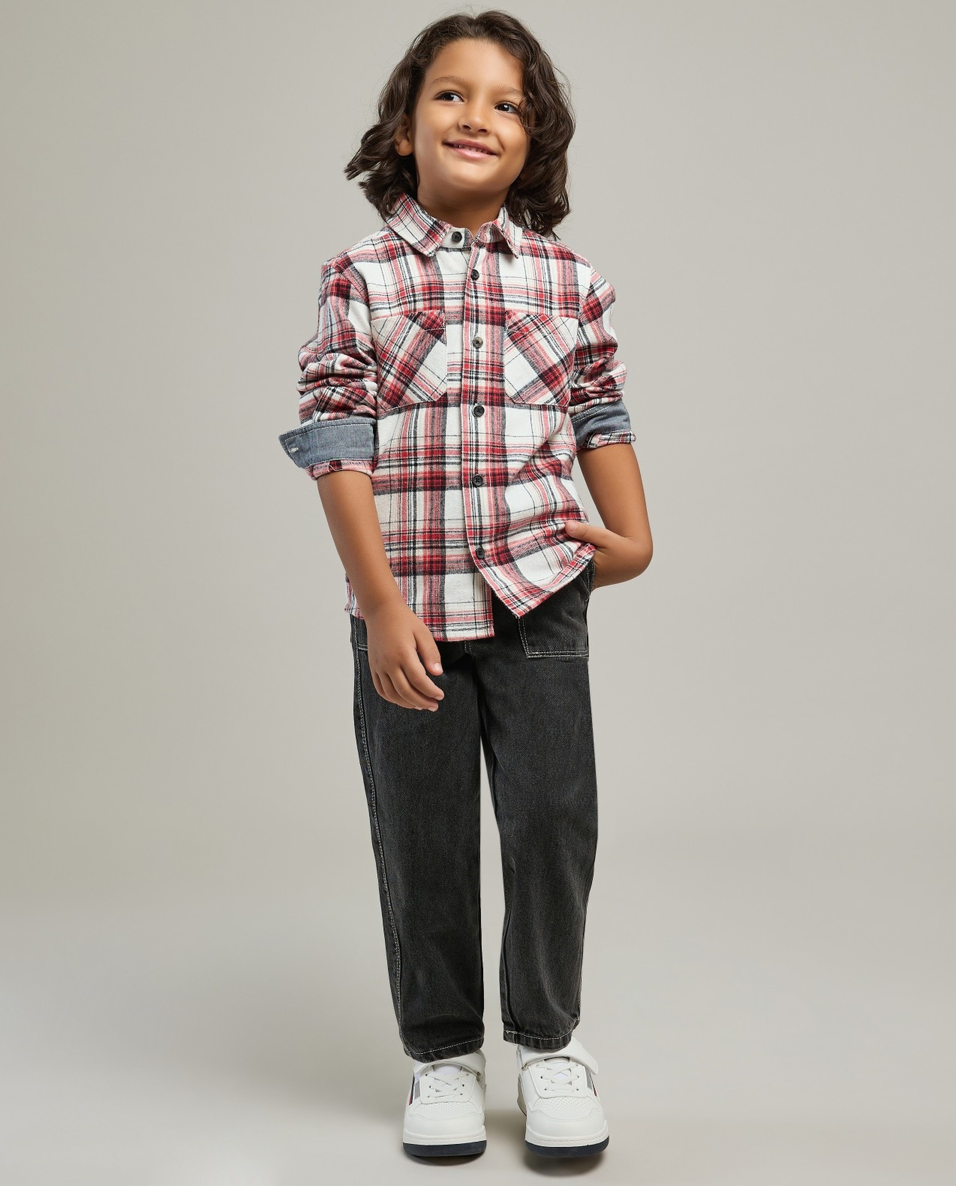 Plaid Shirt with Classic Collar and Long Sleeves