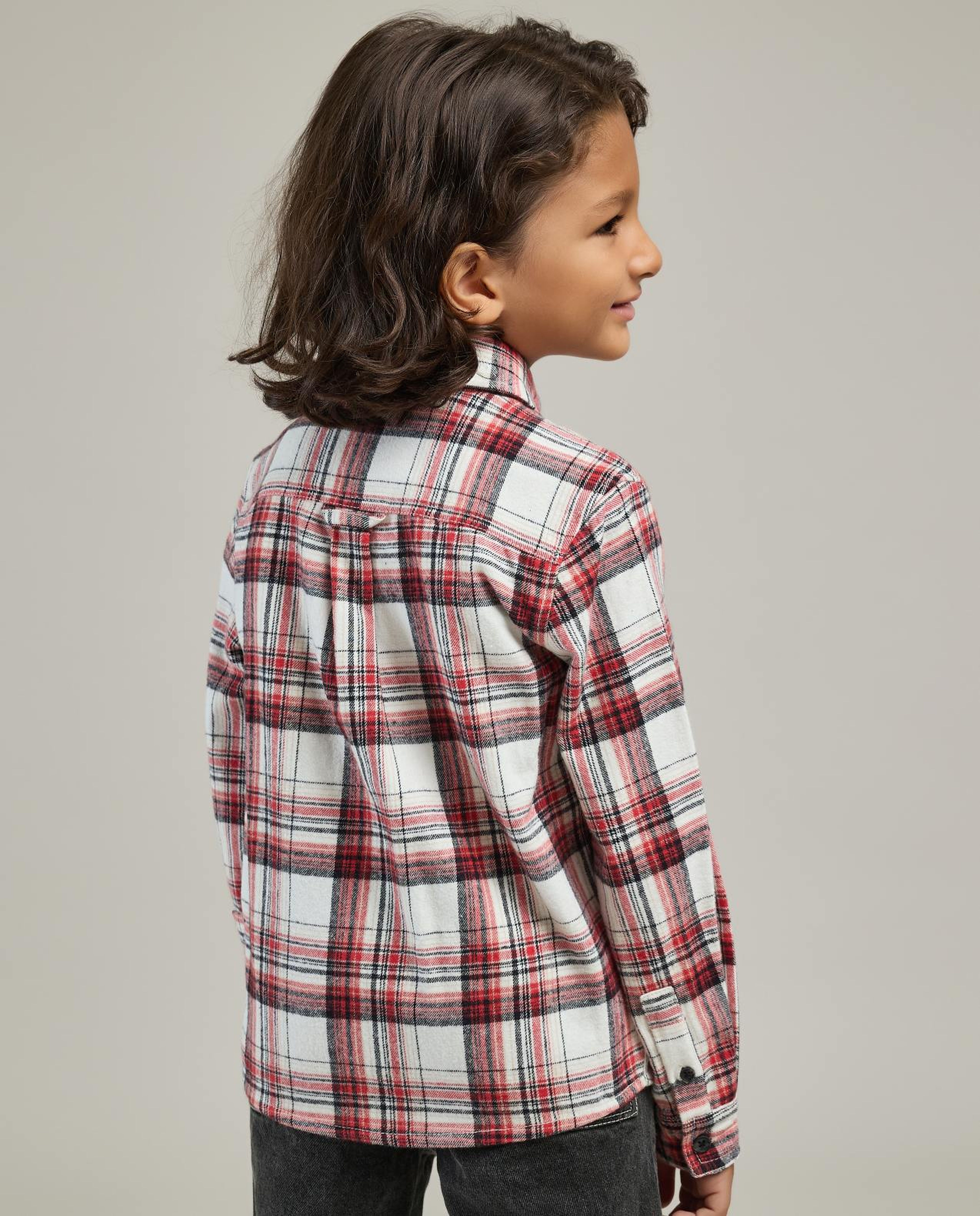 Plaid Shirt with Classic Collar and Long Sleeves