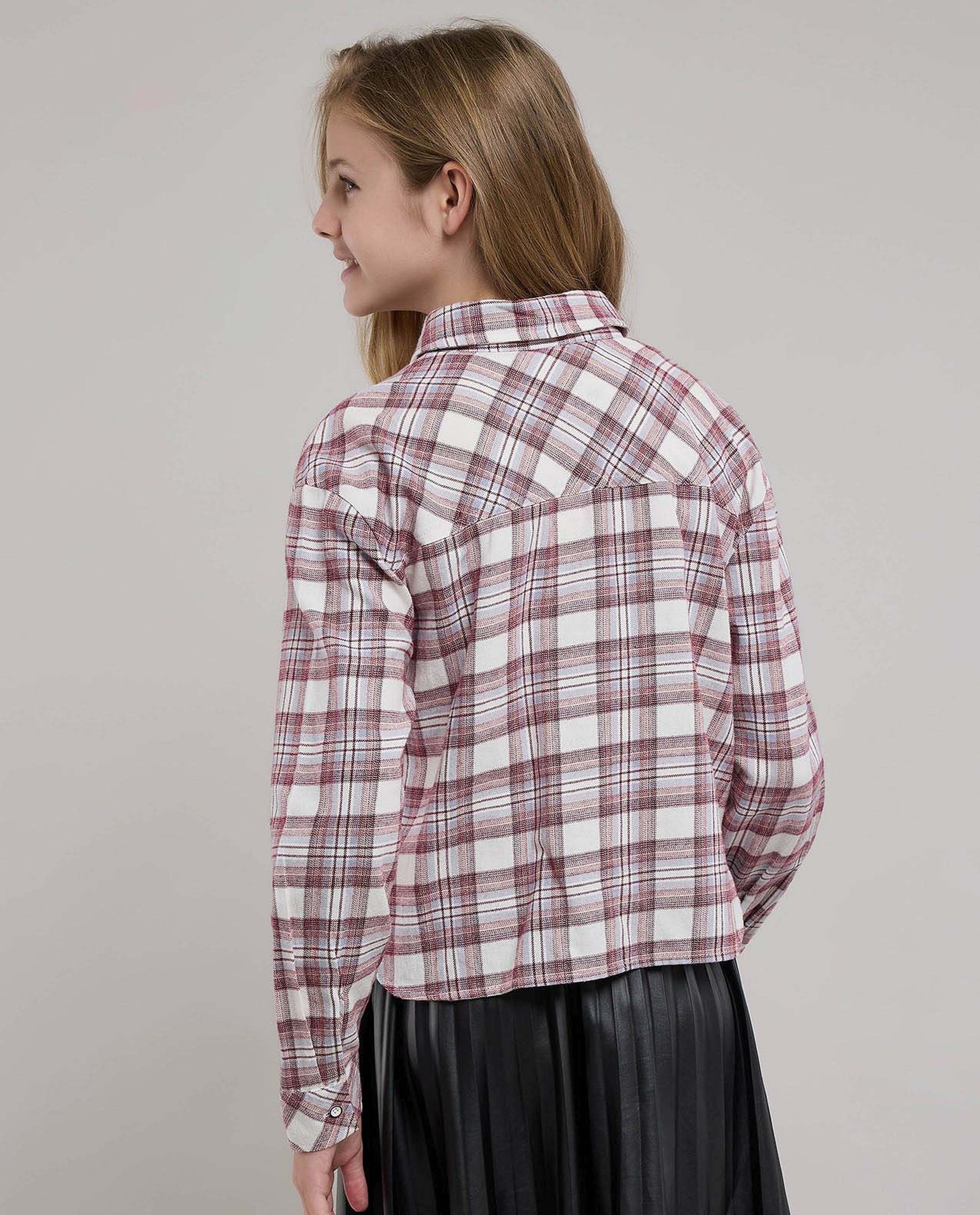 Plaid Shirt with Classic Collar and Long Sleeves