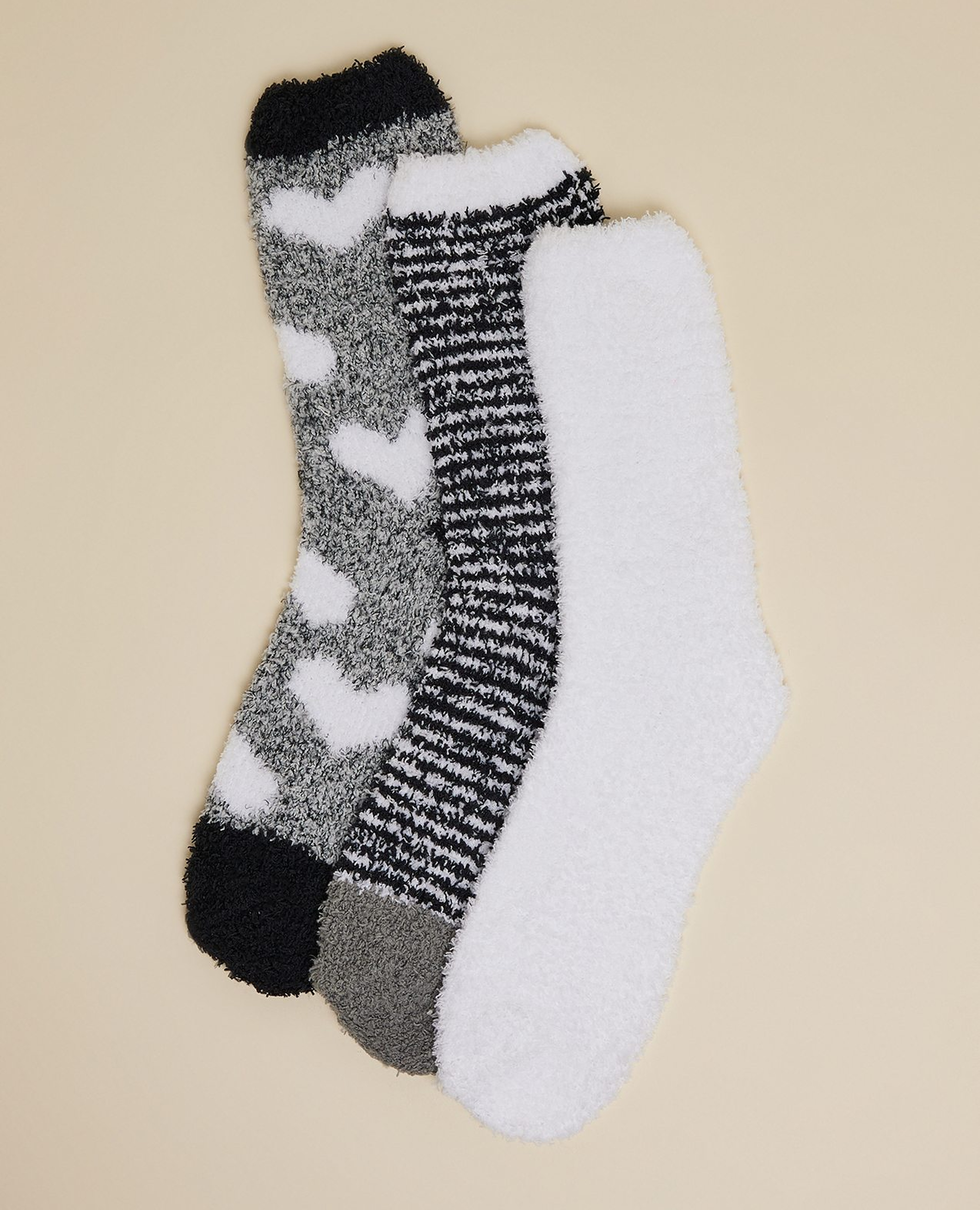 جوارب شتوية بطبعة - 3 ازواج