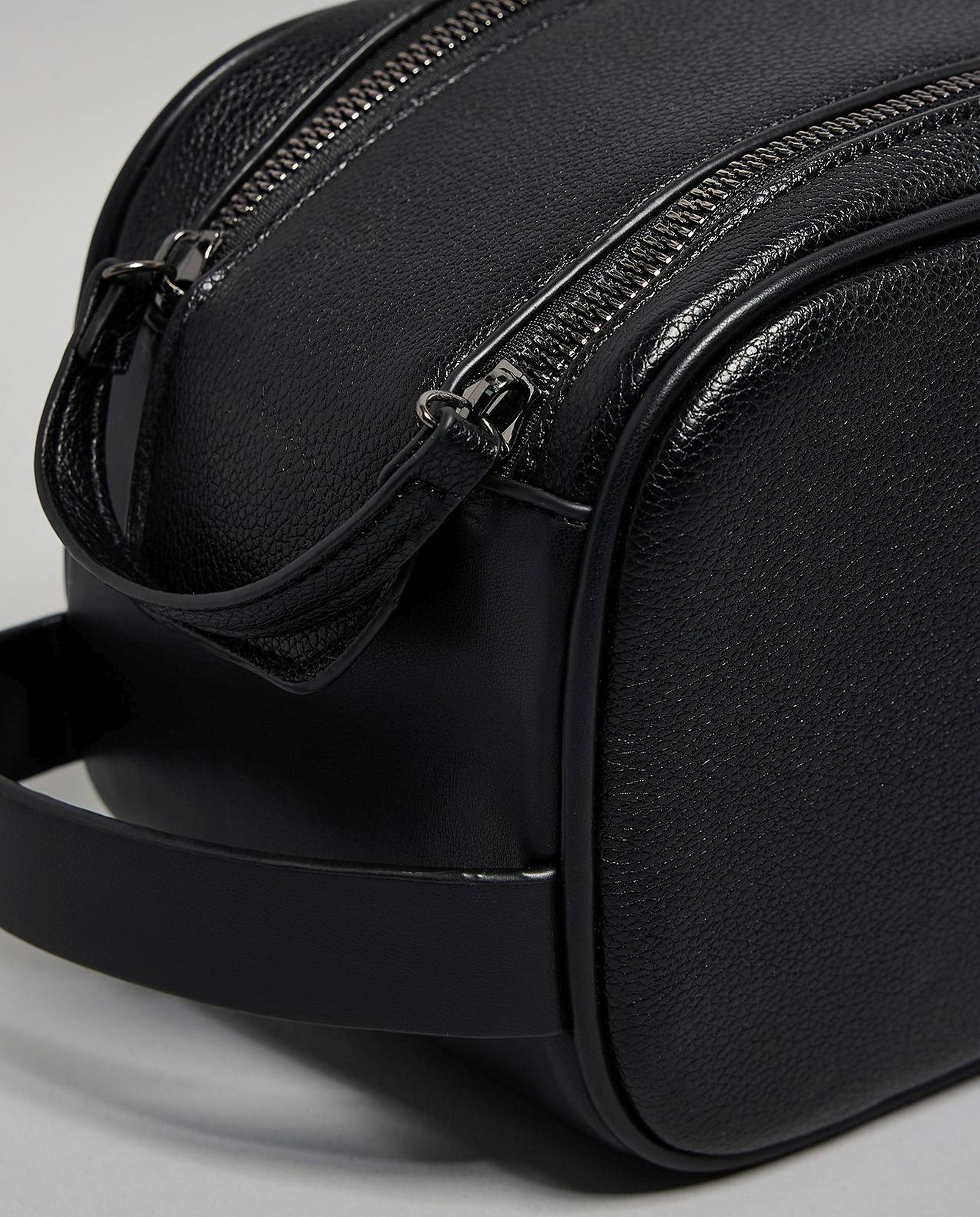 Textured Travel Pouch