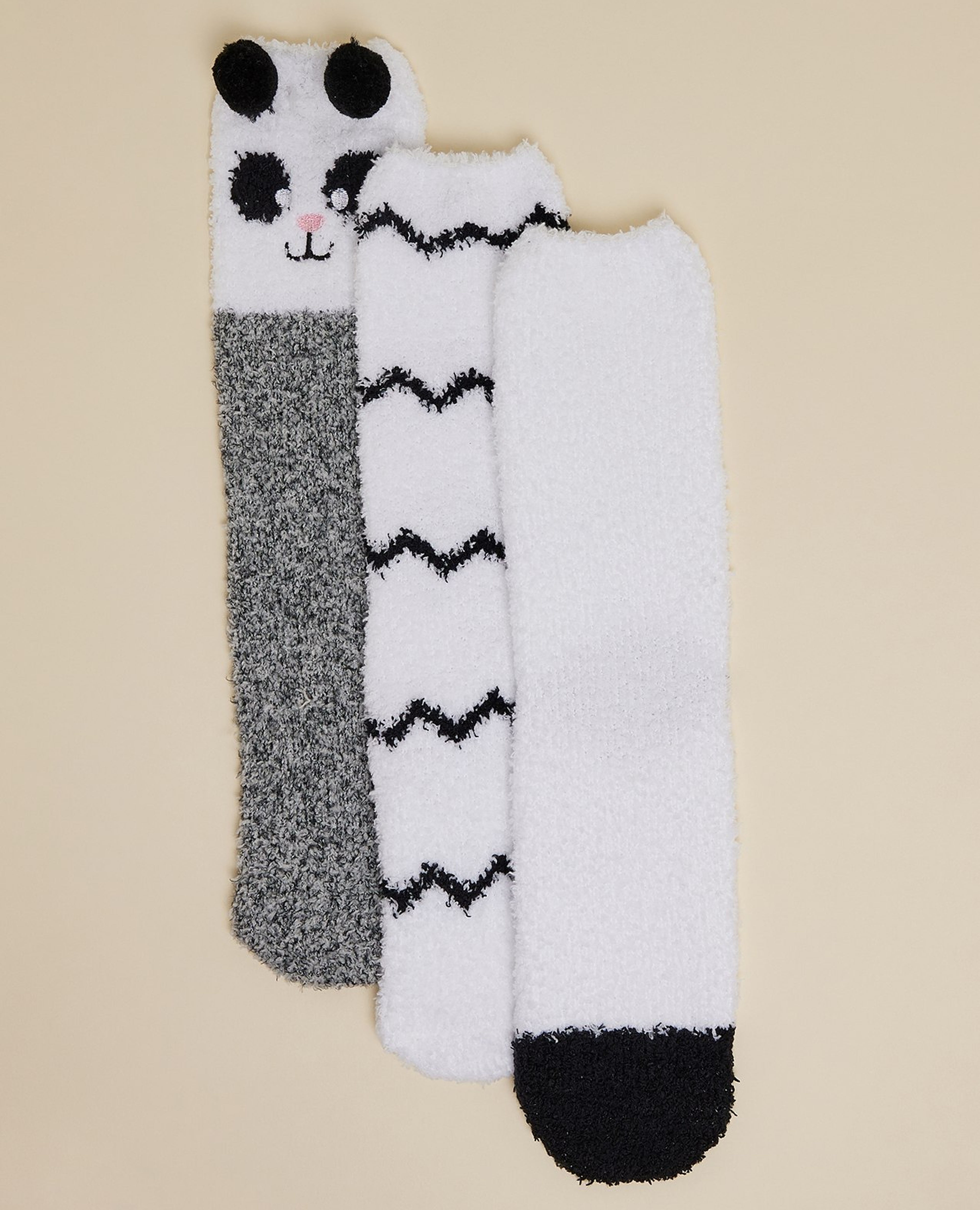 جوارب شتوية بطبعة - 3 ازواج