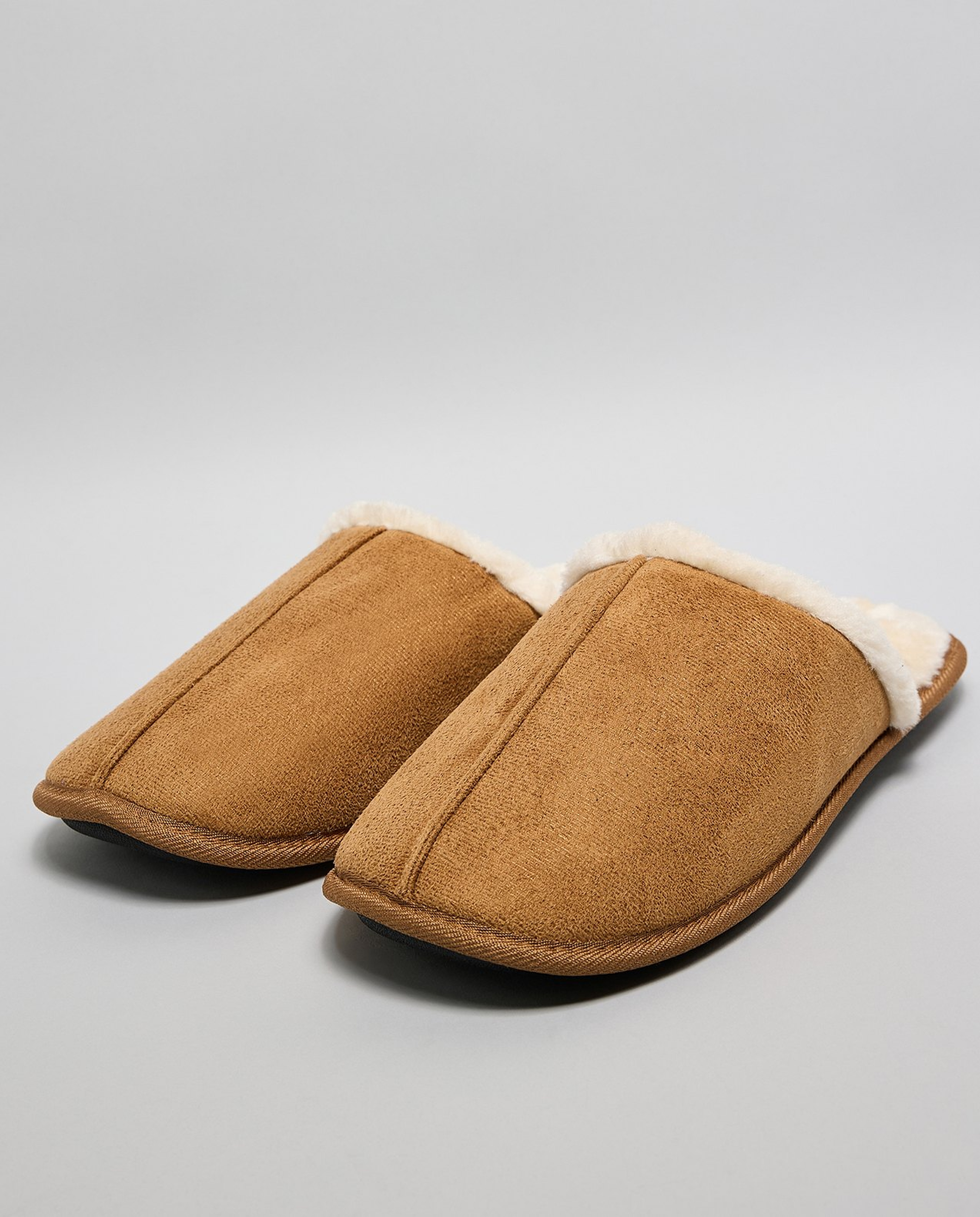 Fur Detail Bedroom Slippers