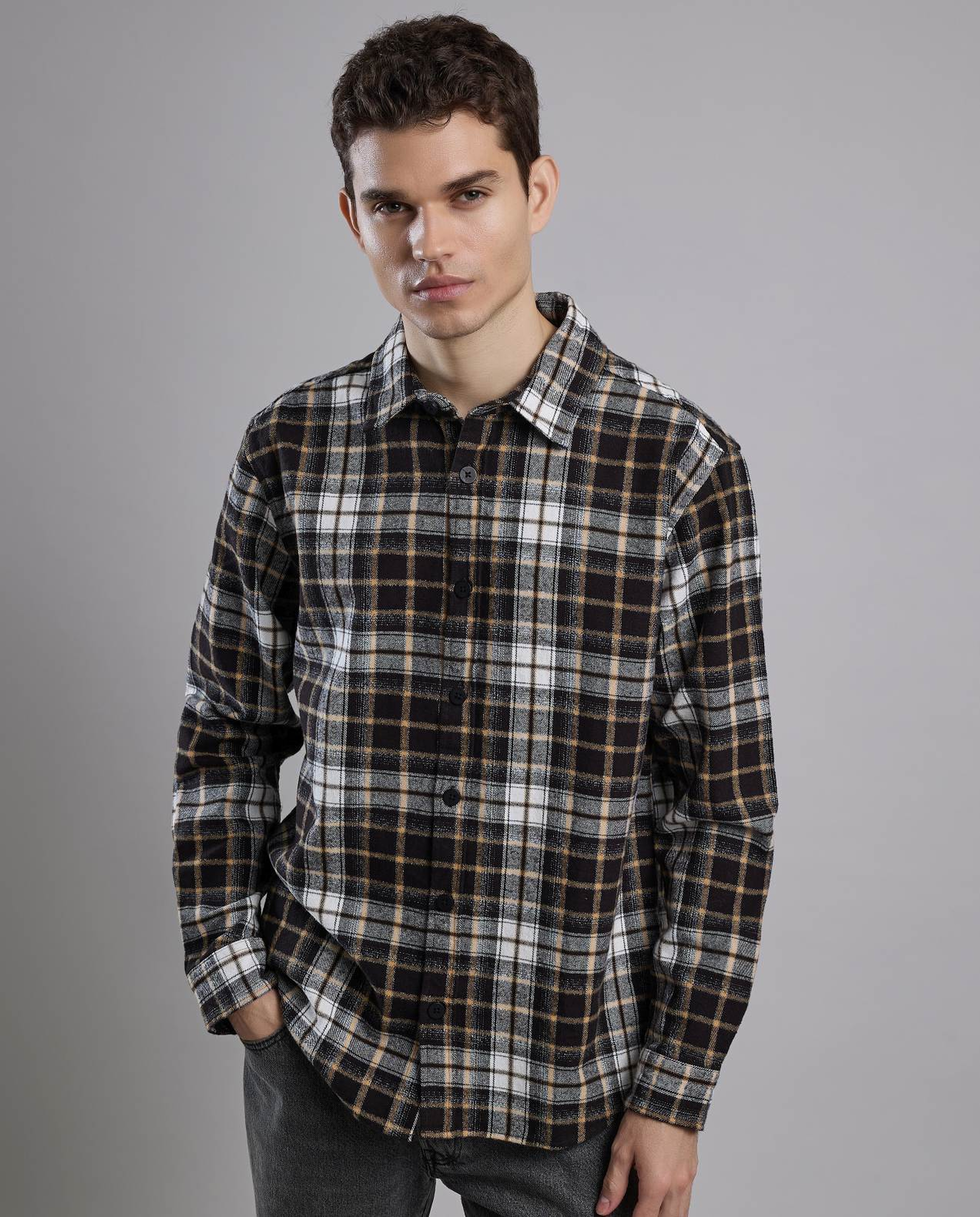 Plaid Shirt with Classic Collar and Long Sleeves