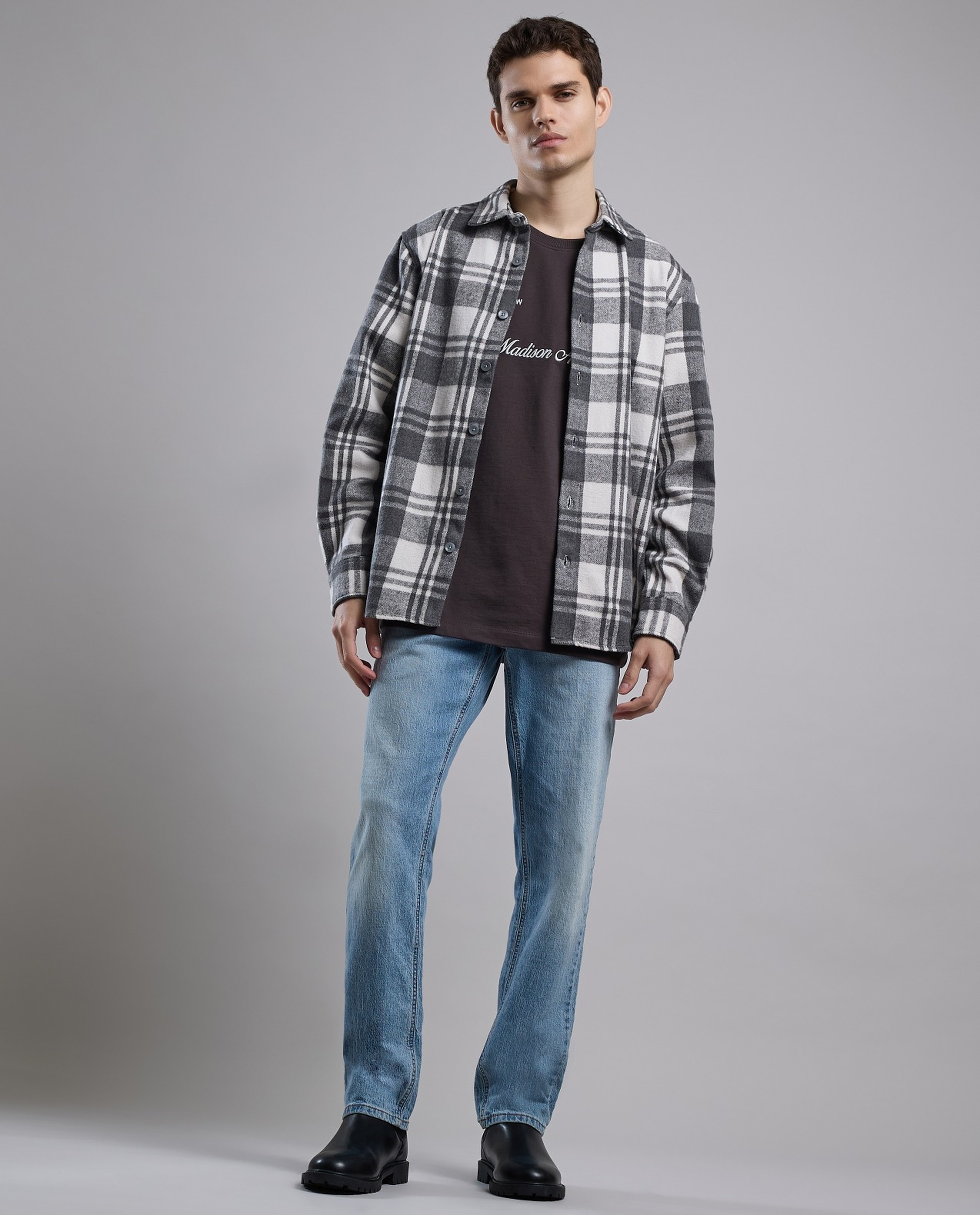 Plaid Shirt with Classic Collar and Long Sleeves