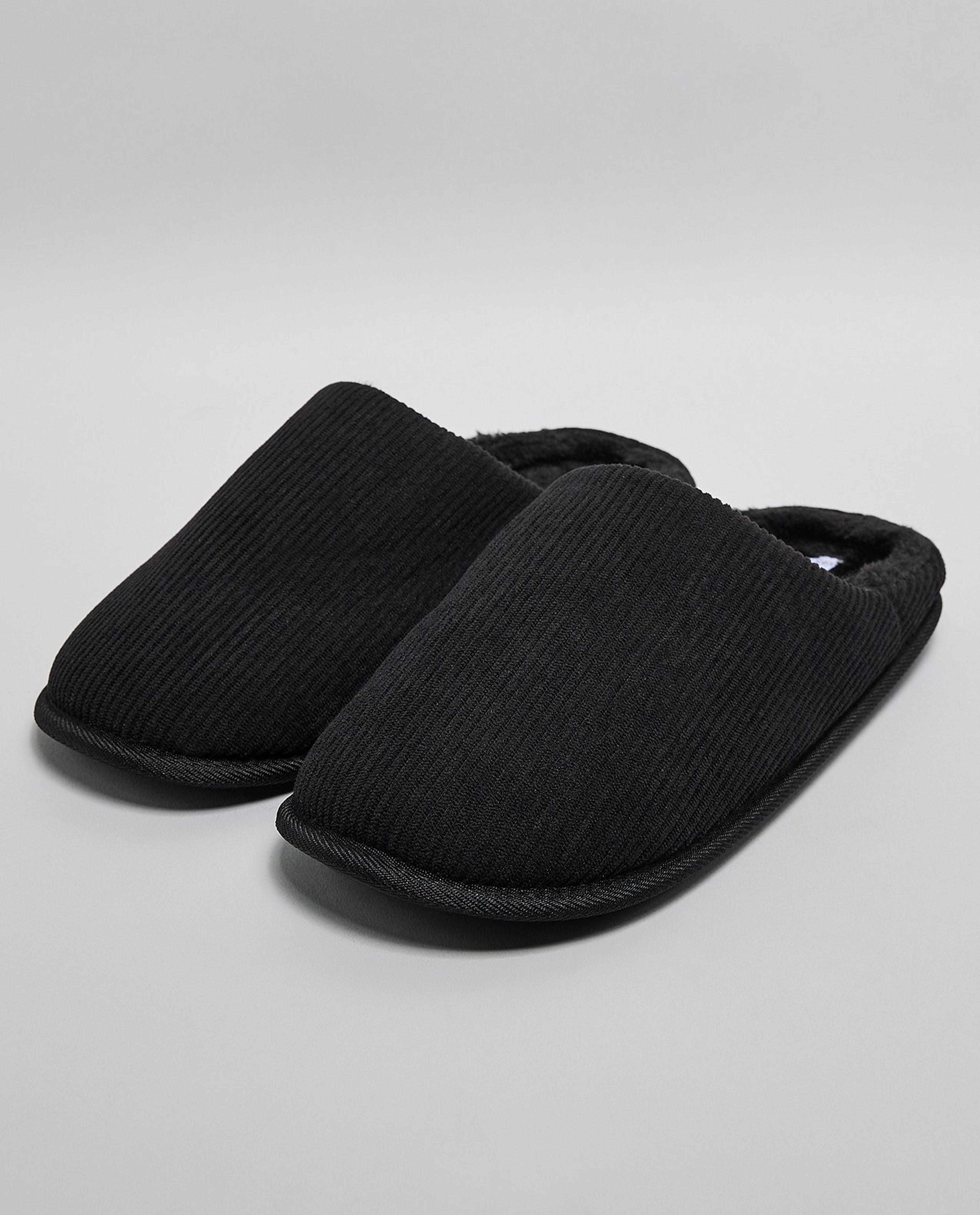 Ribbed Bedroom Slippers