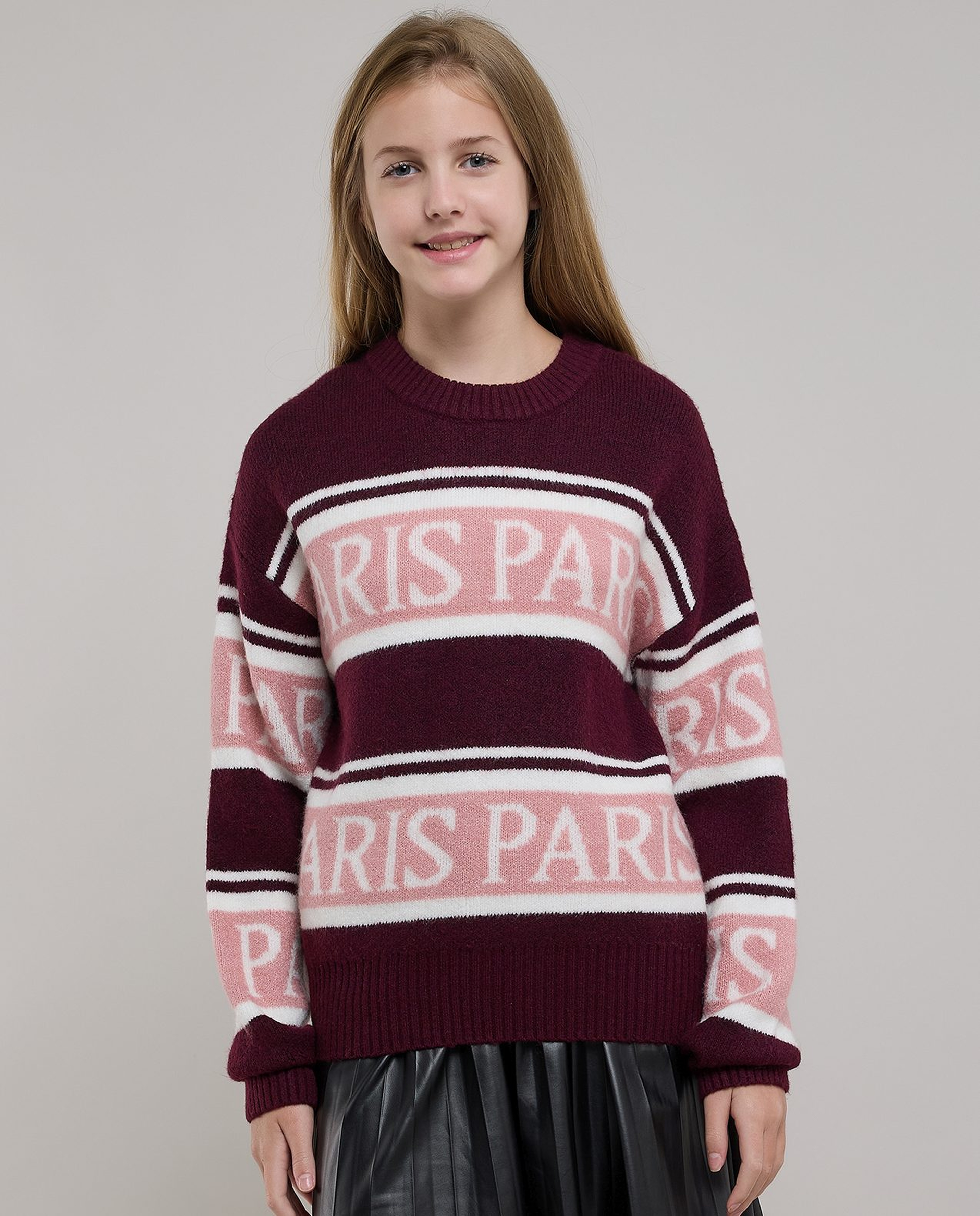 Patterned Sweater with Crew Neck and Long Sleeves