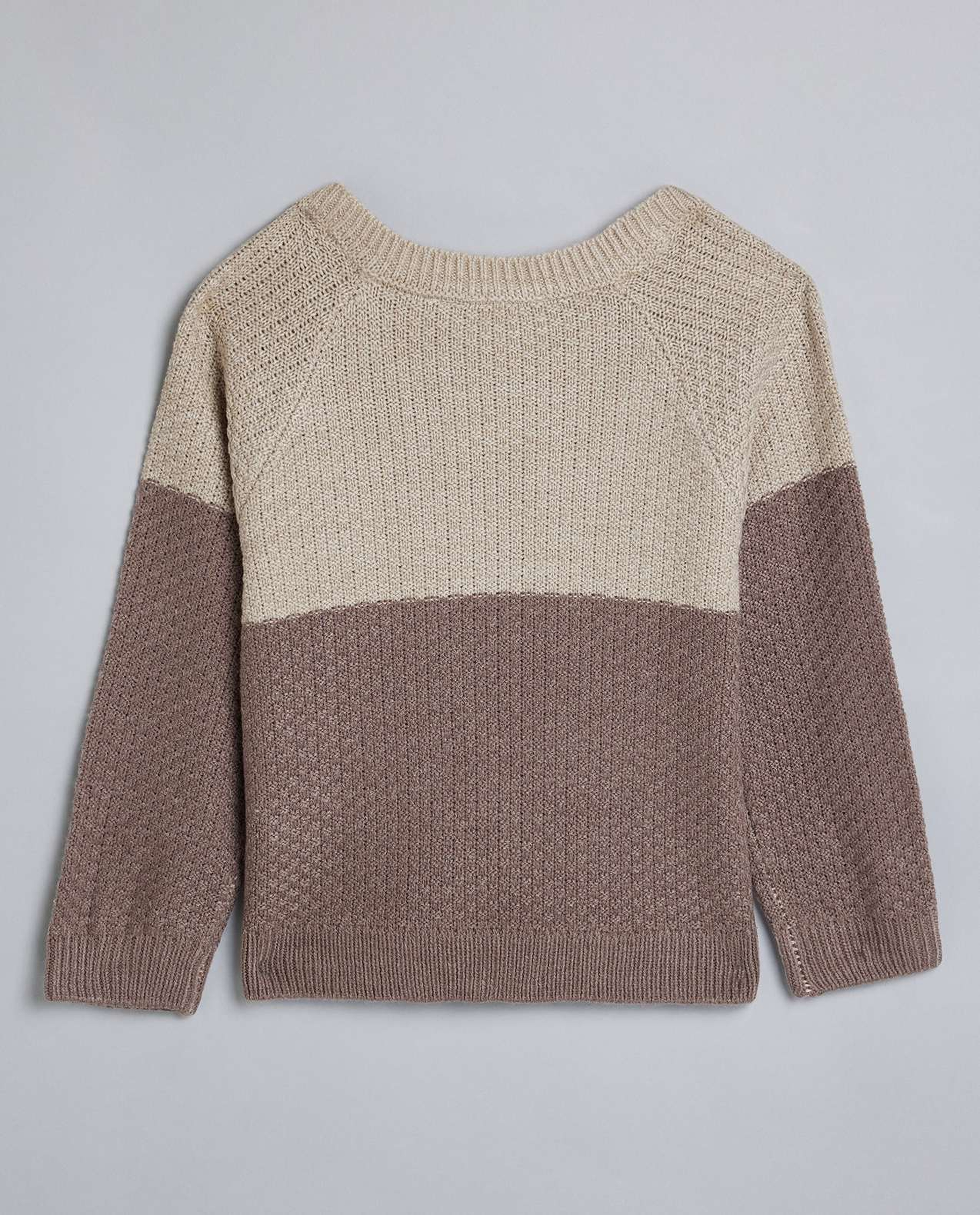 Colorblock Sweater with Crew Neck and Long Sleeves