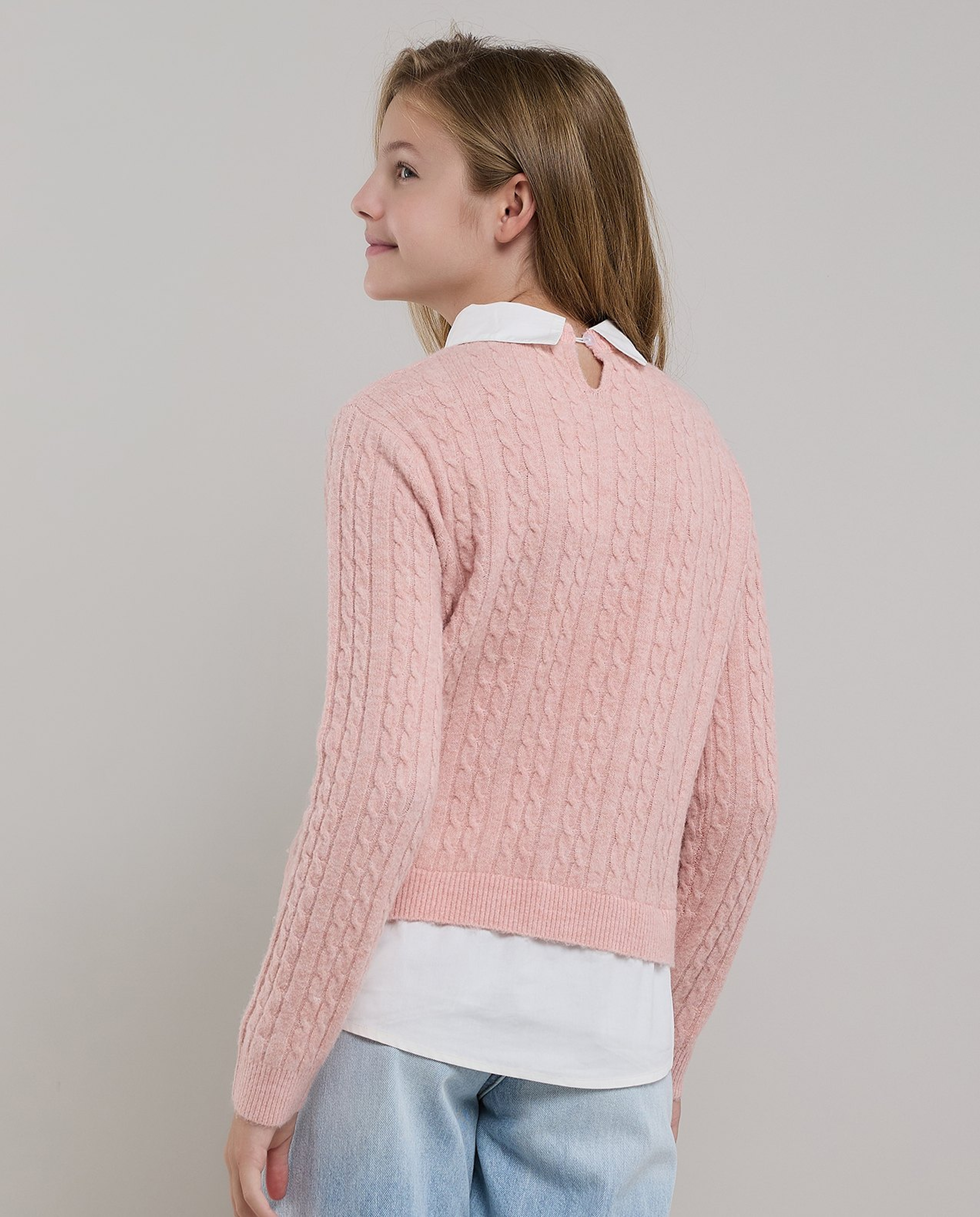 Knitted Sweater with Crew Neck and Long Sleeves