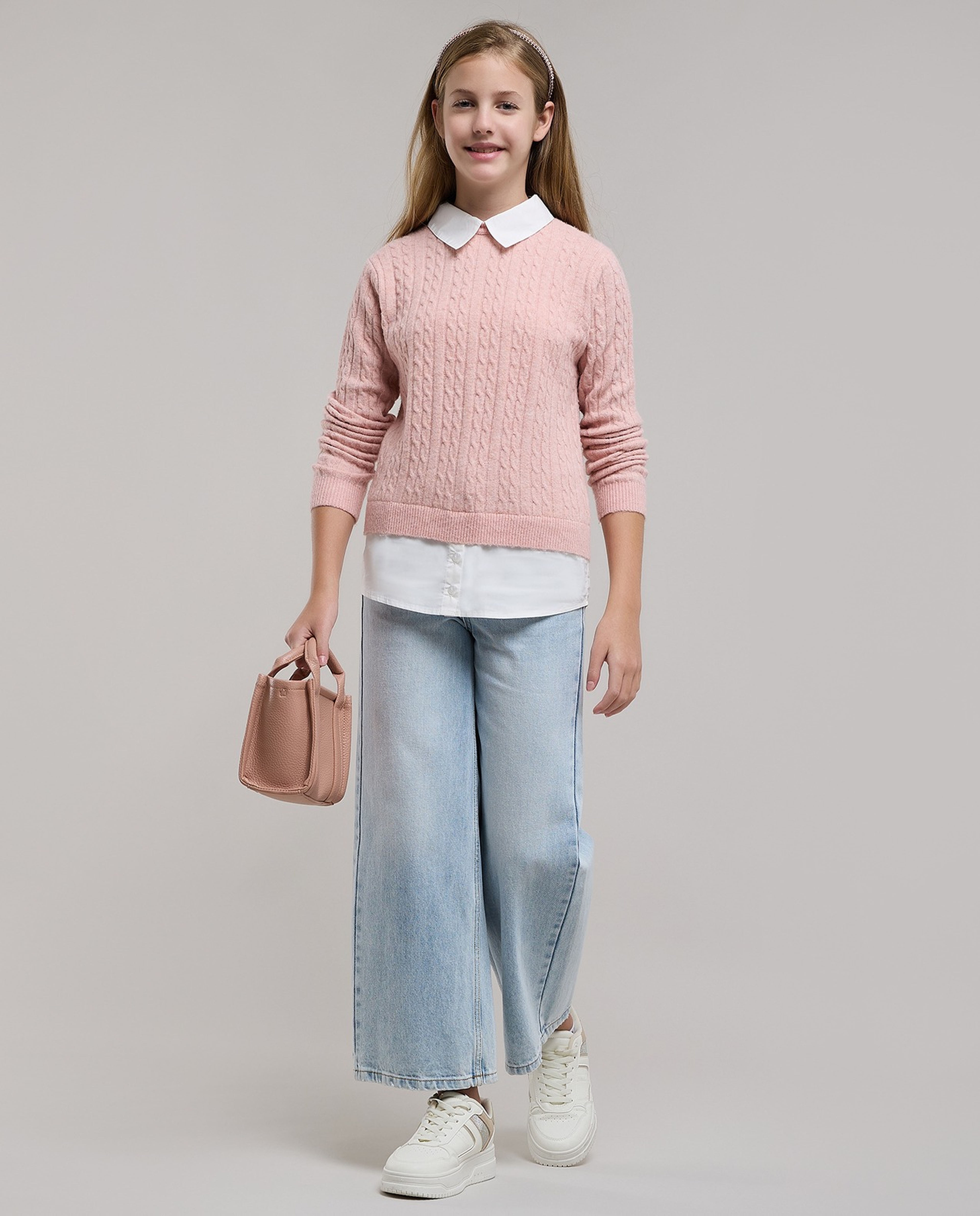 Knitted Sweater with Crew Neck and Long Sleeves