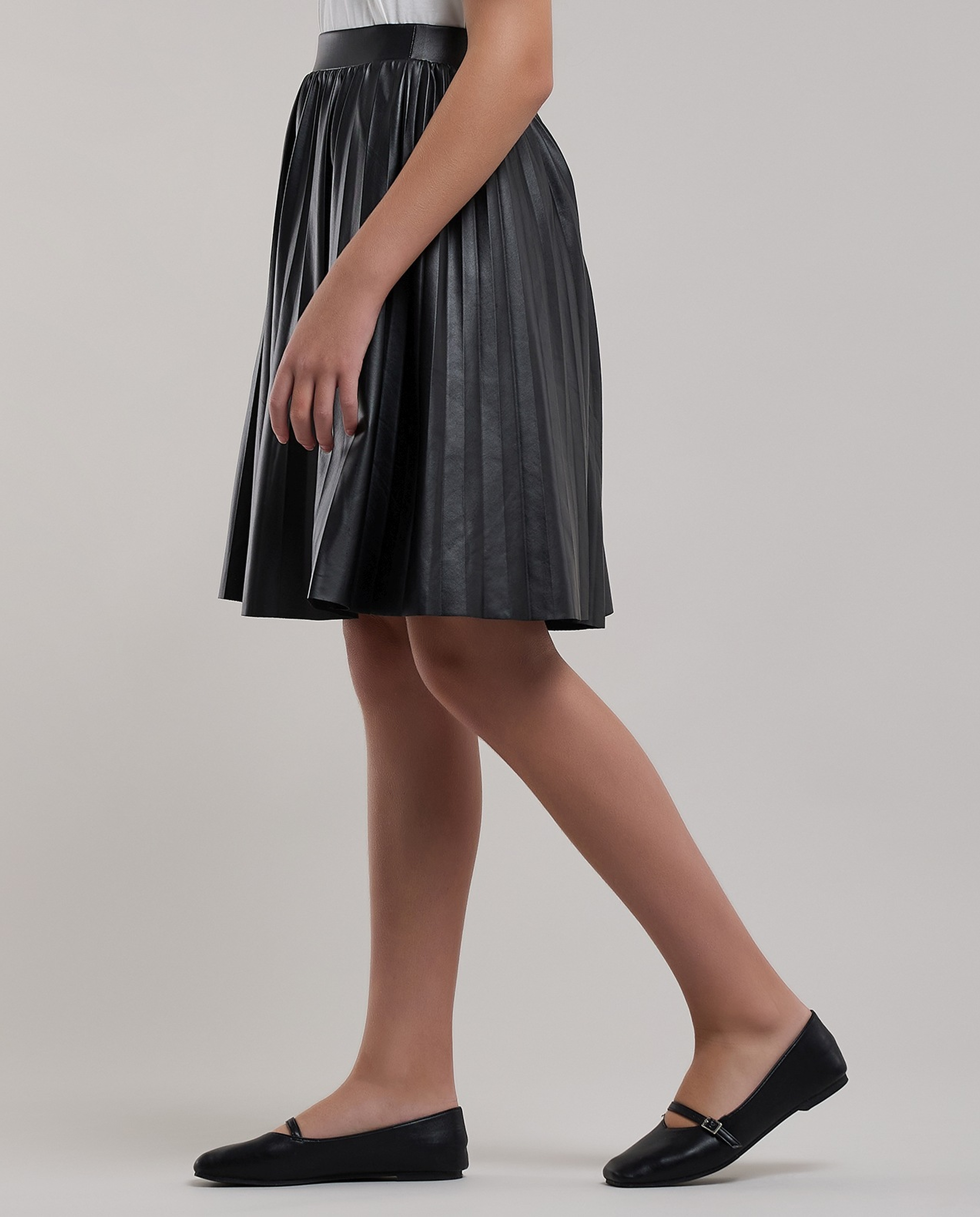 Solid Mini Skirt with Elastic Waist